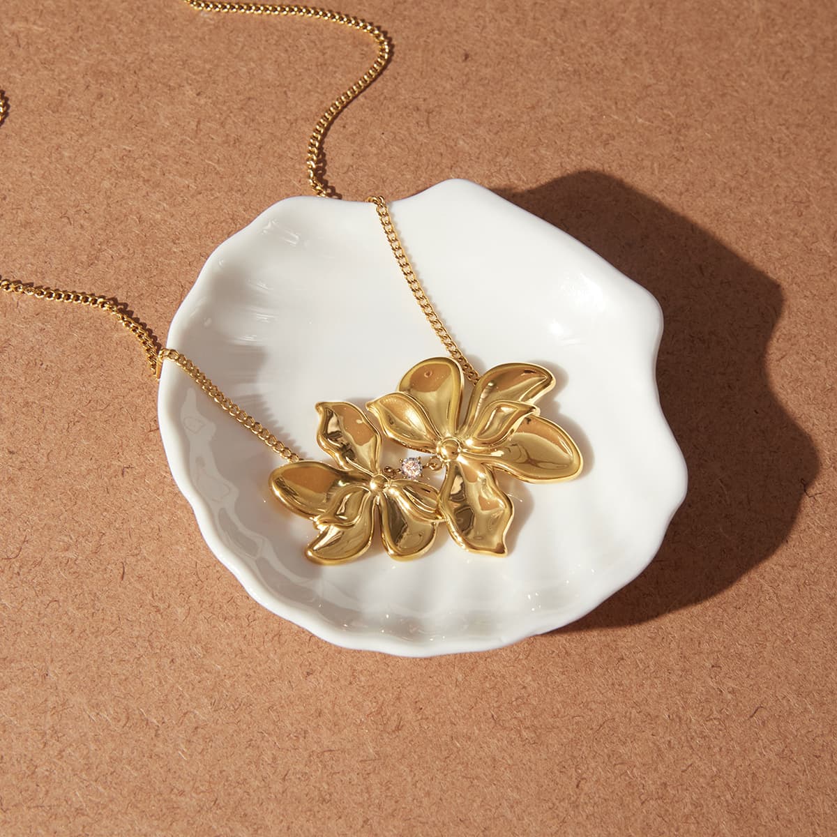 Céleste Necklace Nymphéa 18K Gold