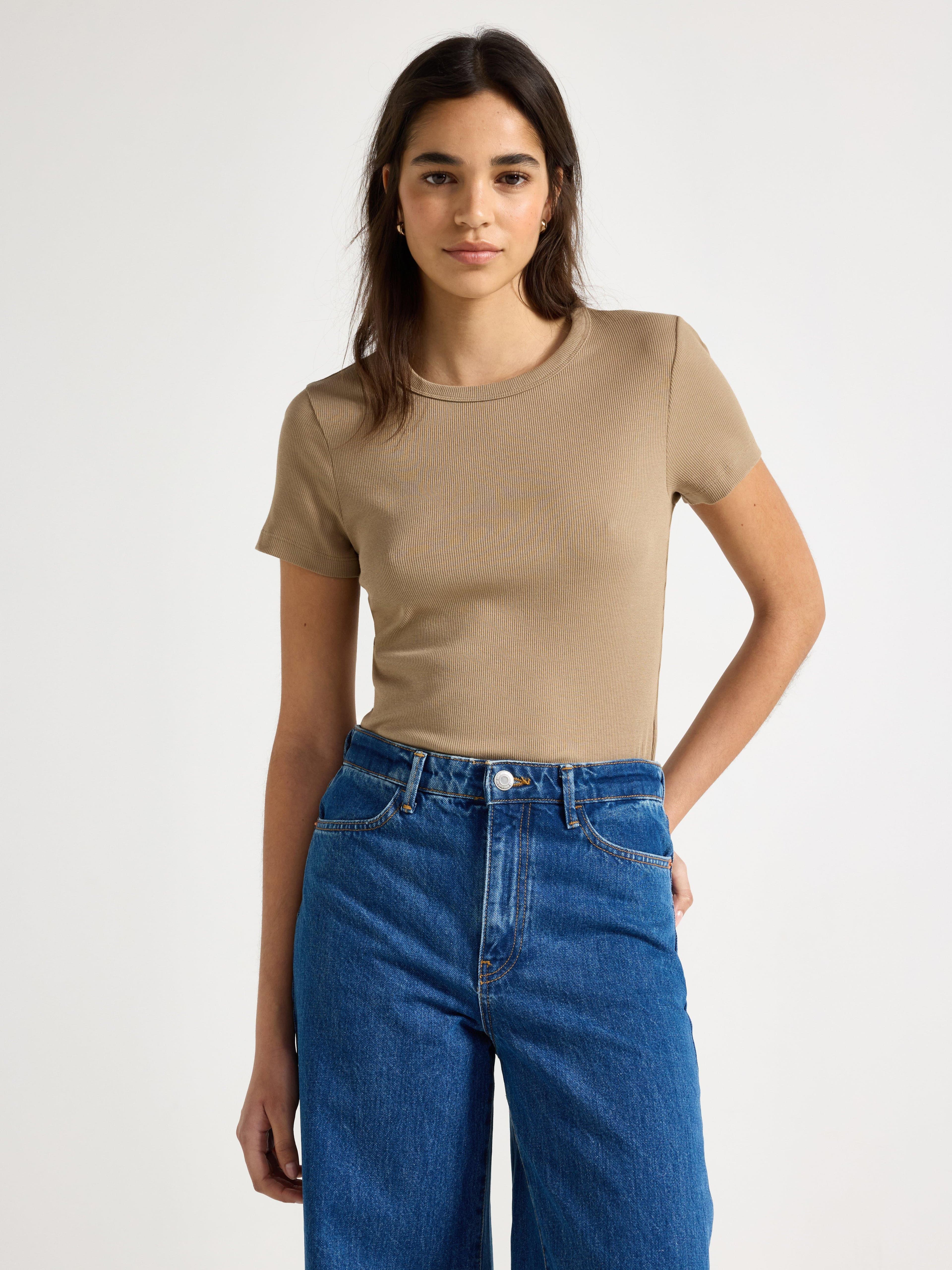 Kortermet ribbet topp