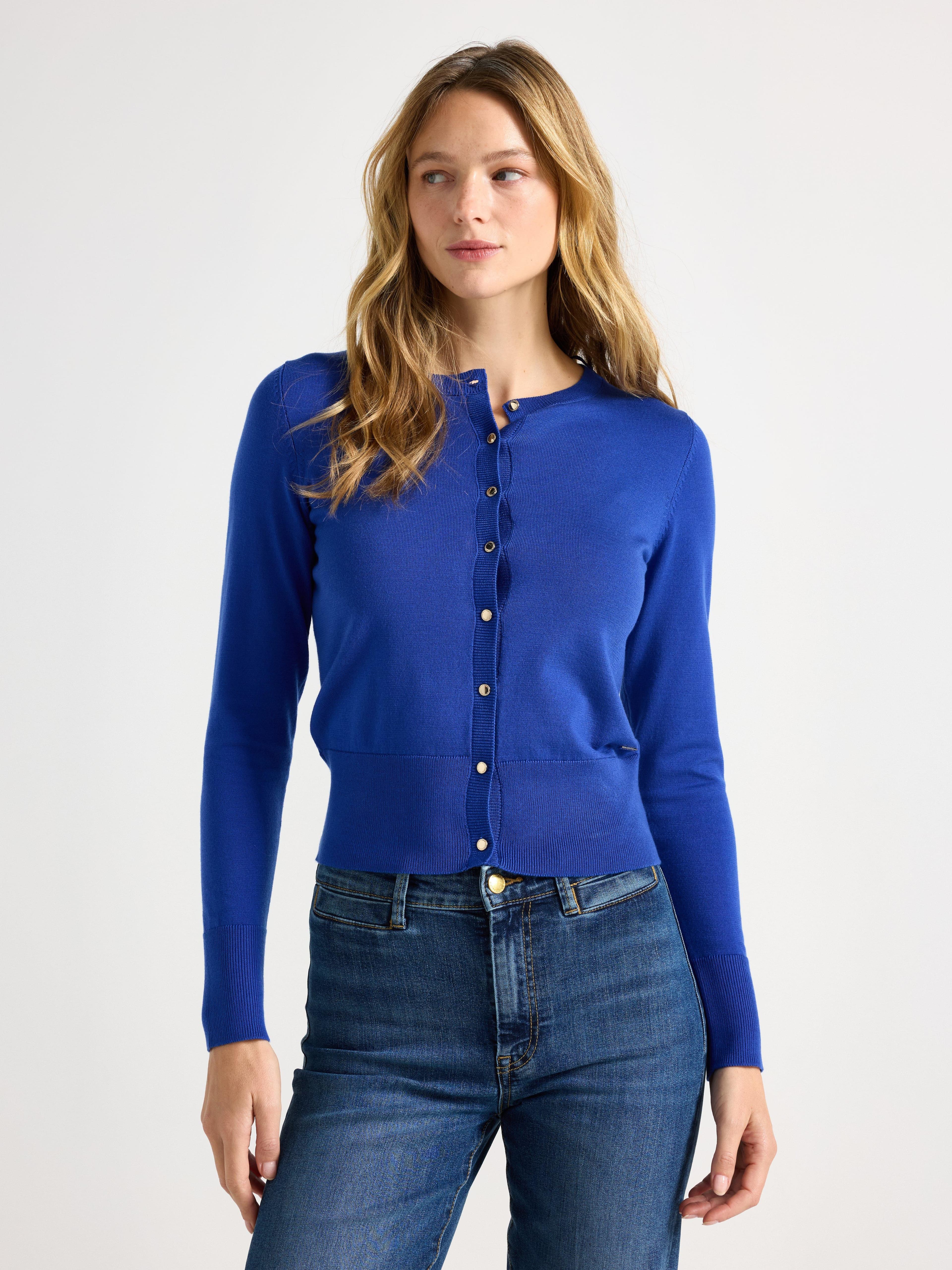 Finstrikket cardigan