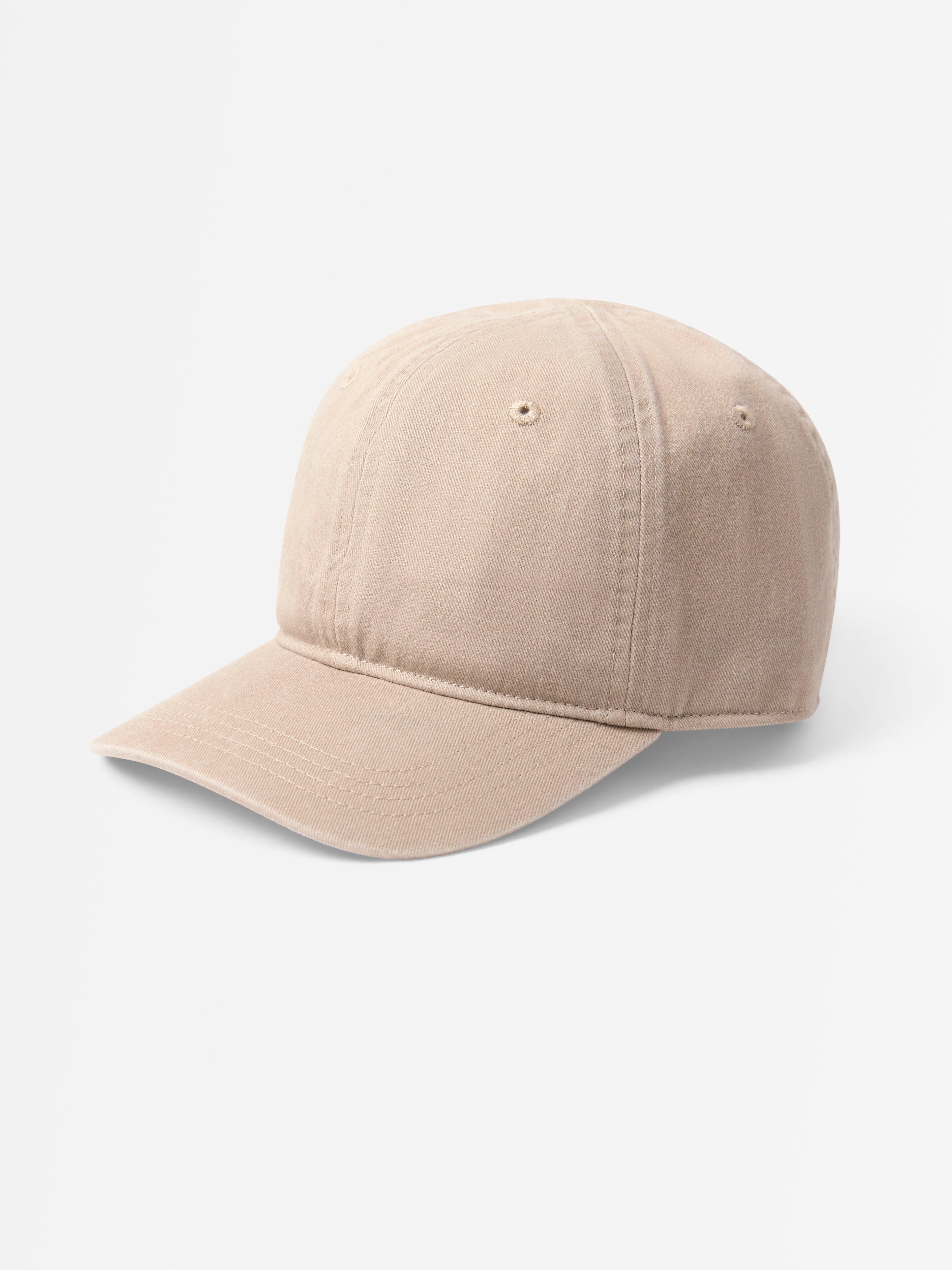 Caps