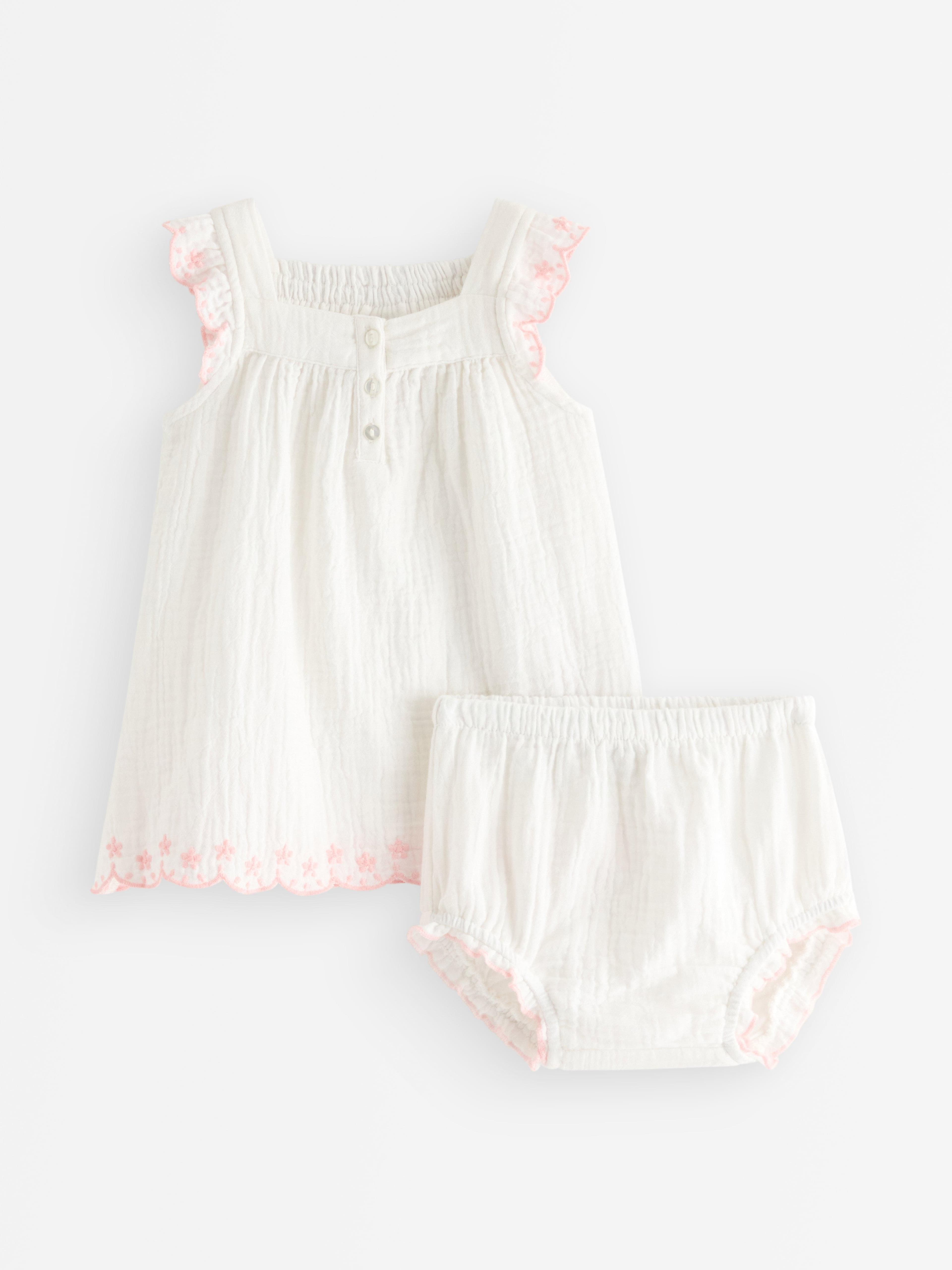 Sett med kjole og bloomers