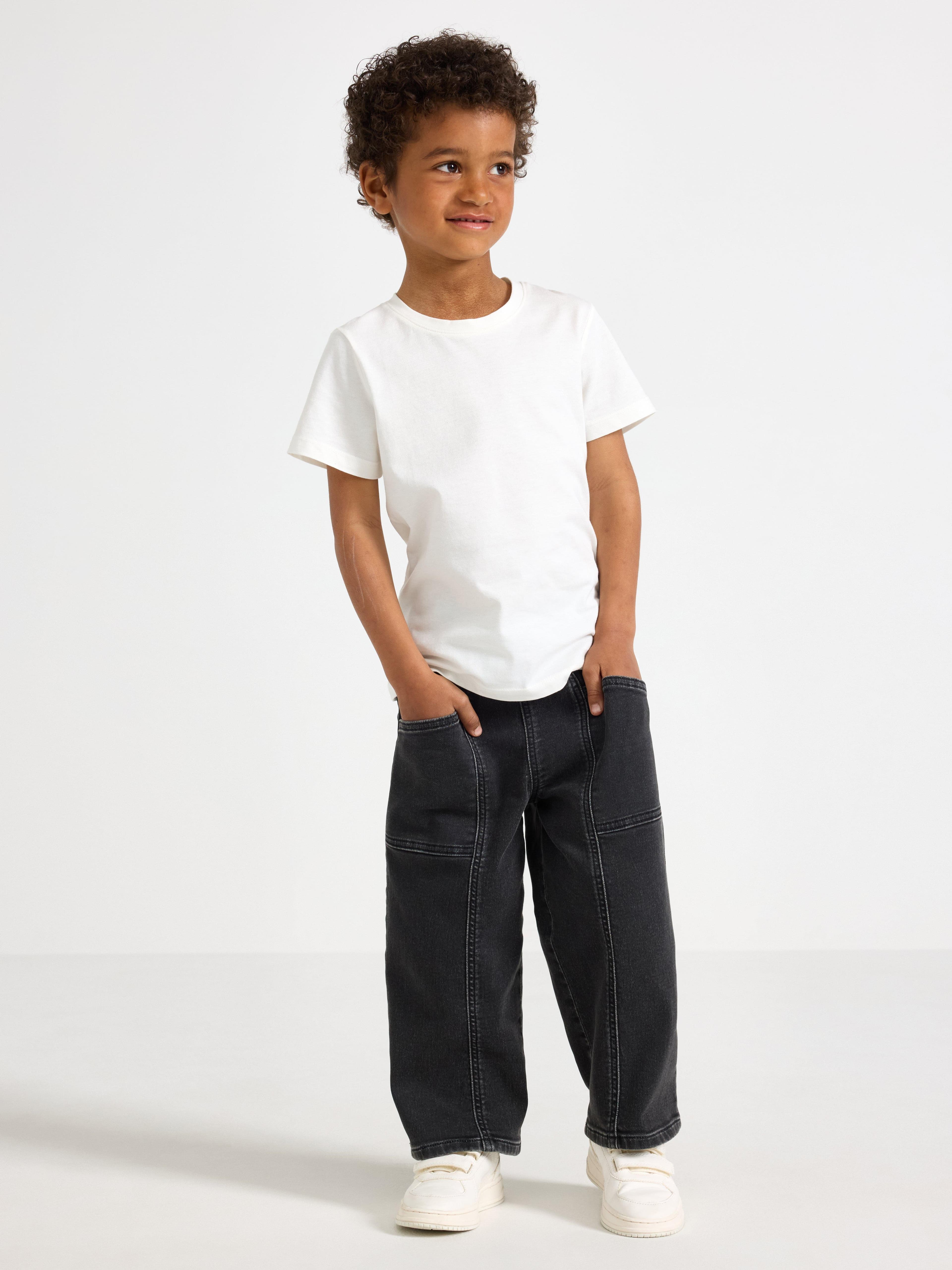 Jeans med ballongpassform