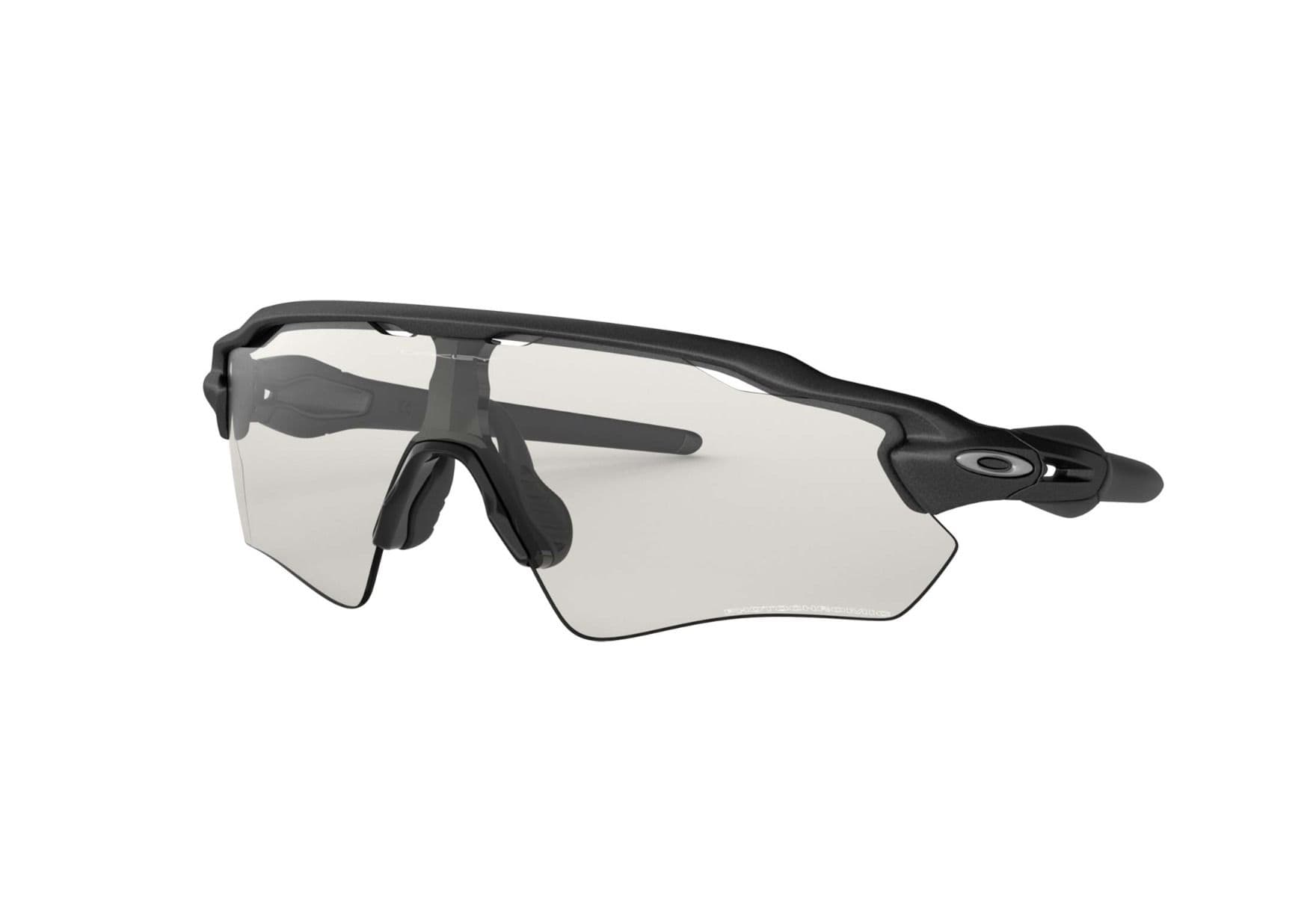 Oakley Radar Ev Path oo9208 13 - Clear To Black Photochromic