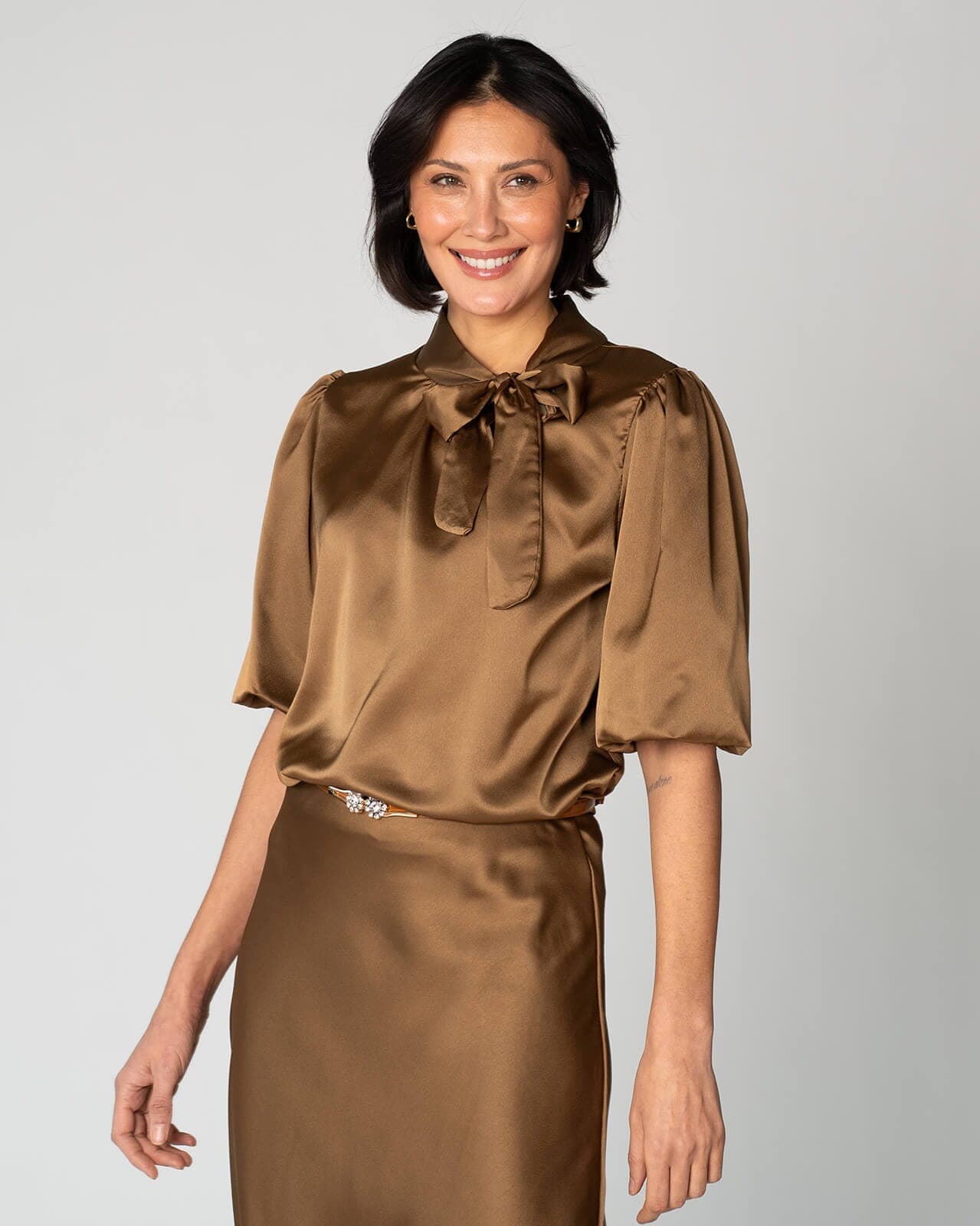 FLOYD Topp Corina Satin, L, FLOYD Topp Brun L