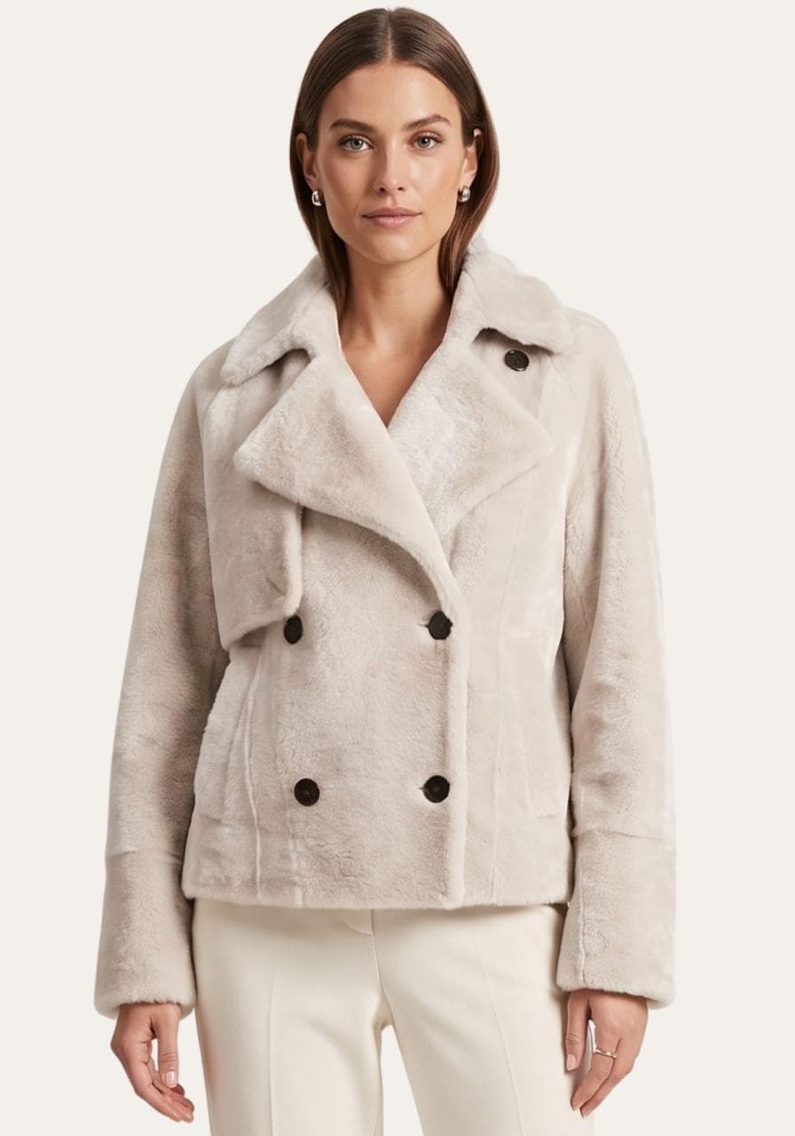 Shearling-Lammfelljacke in Creme-Beige Doppelreihige Kurz... - Größe: M