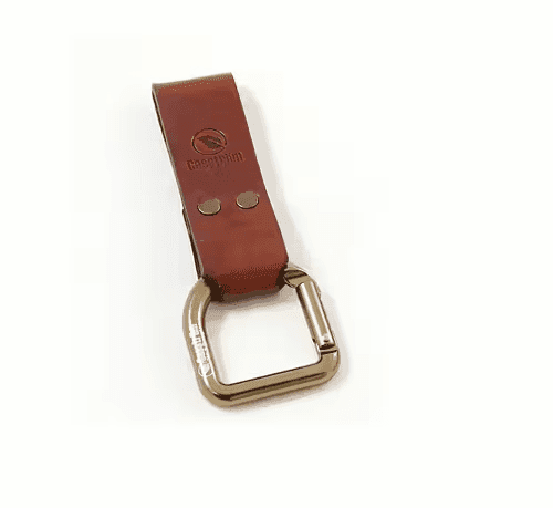 Casström No.3 Dangler (Color: Dark brown)
