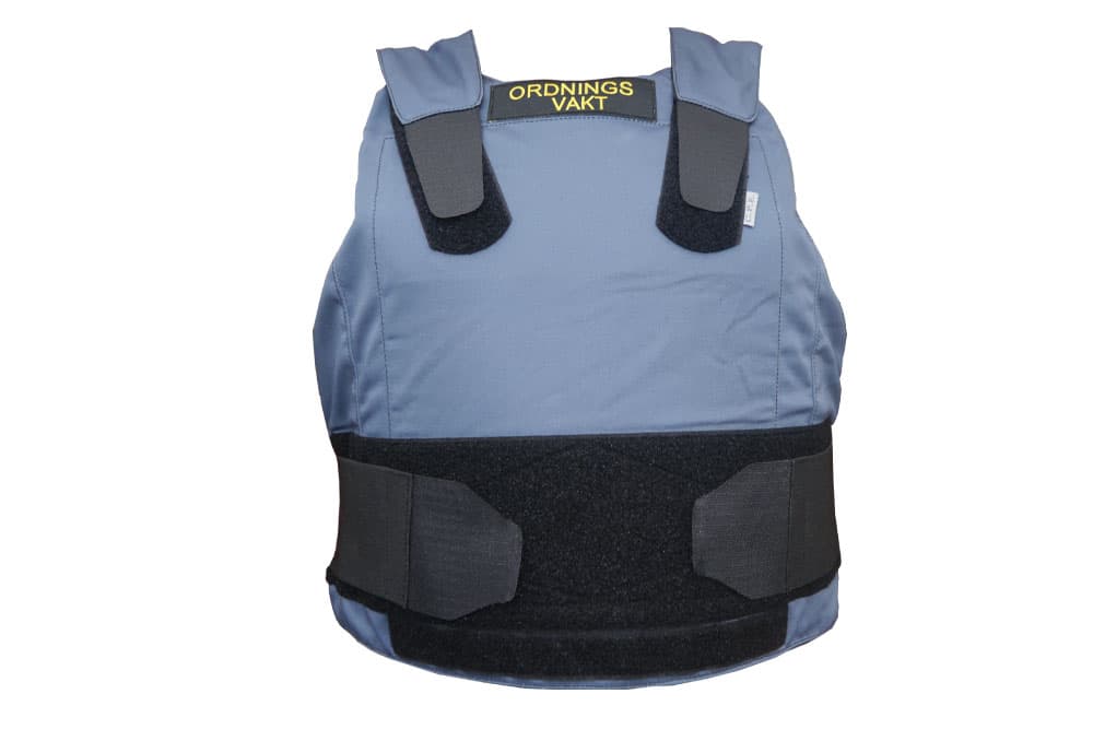 C.P.E. Outer Case Outlast (Color: Black, Size: Large)