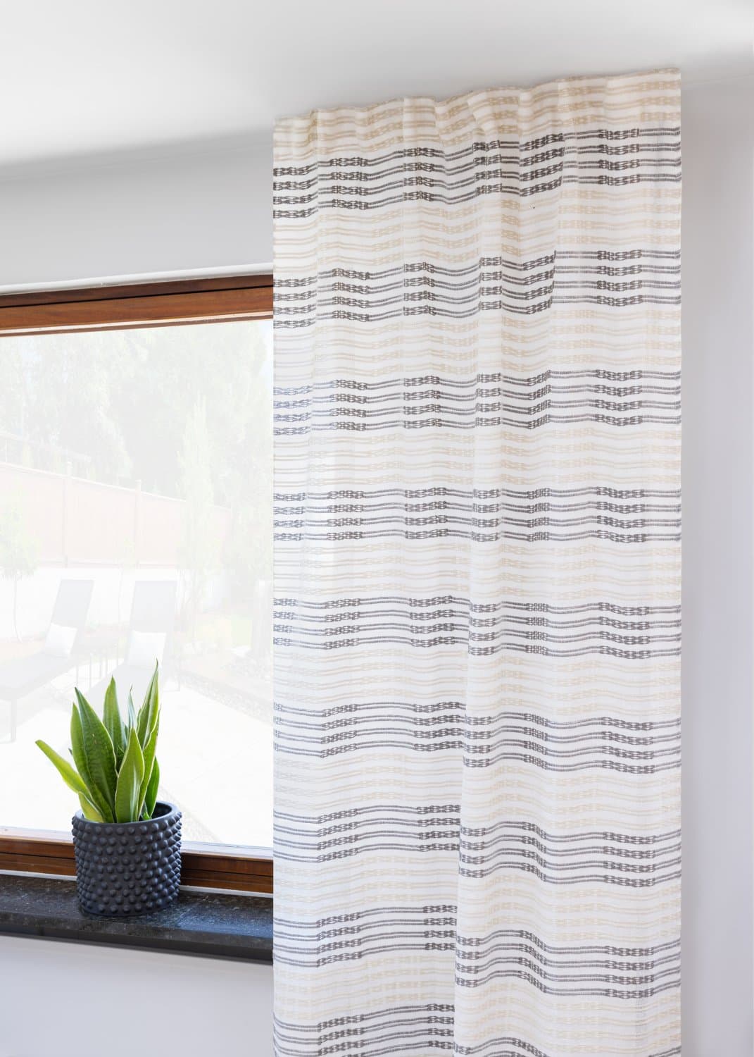 Gardiner - Lingardin Julie (hvit/beige) (Størrelse: 145 x 300 cm)