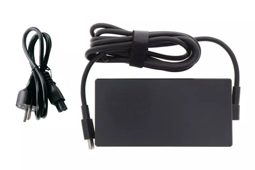 Asus AC Adapter 150W 20V 3P Rektangulär