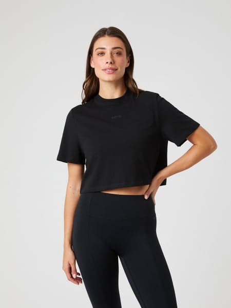 Studio Oversized Cropped T-Shirt
