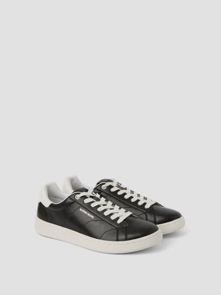 Unisex Deuce Sneakers