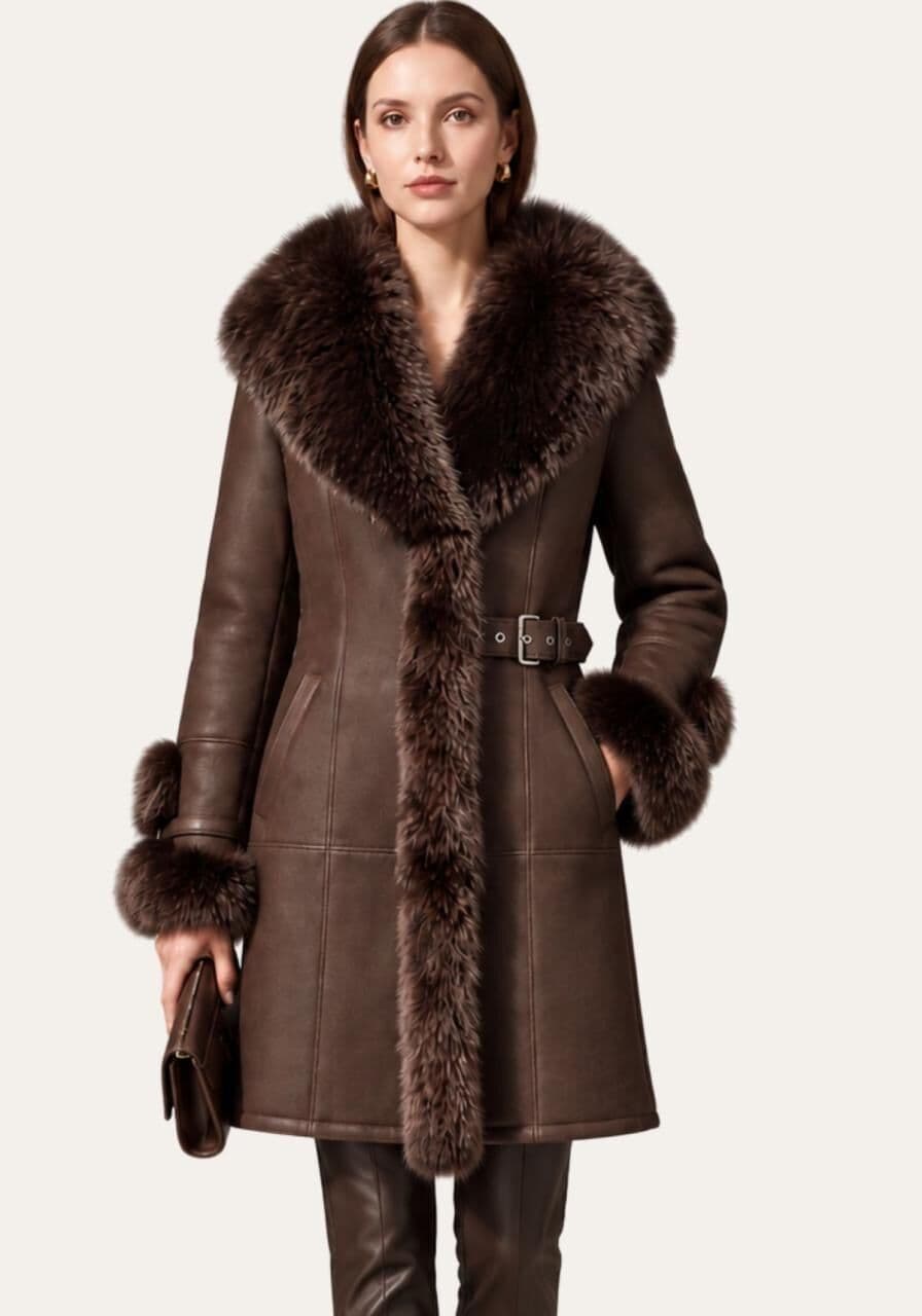 Shearling Lammfellmantel Braun mit Fellbesatz & Kapuze - Größe: L