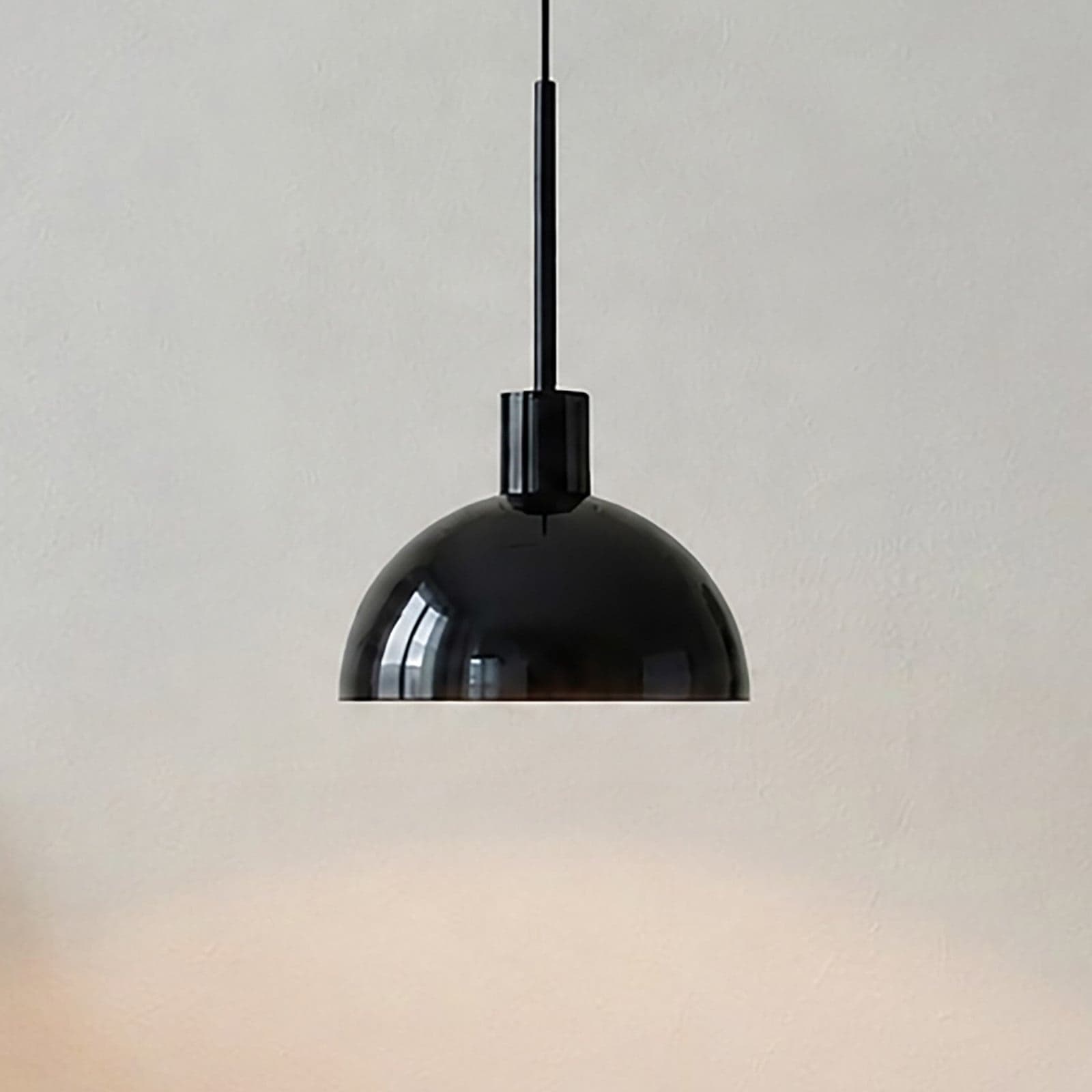 Vienda pendellampe, svart, Ø 20 cm, metall, GU10 – Herstal - Spisestue - Moderne - Med en lyskilde