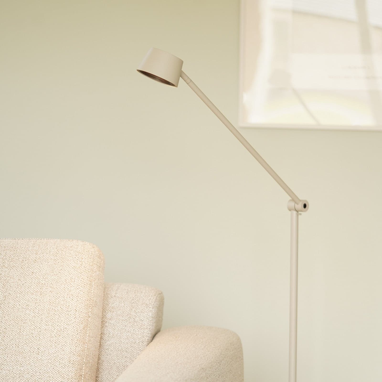 Direction F1 LED-gulvlampe, matt grå, høyde 117 cm - Antidark - Stue - Moderne - Metall - Med en lyskilde