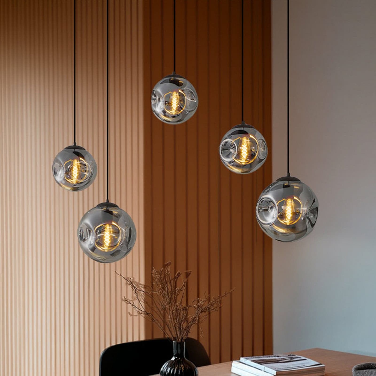 Valentina 5 Oval Pendel Smoked Grey/Coffee - Lindby - Stue - Design - Glass - Med flere lyskilder