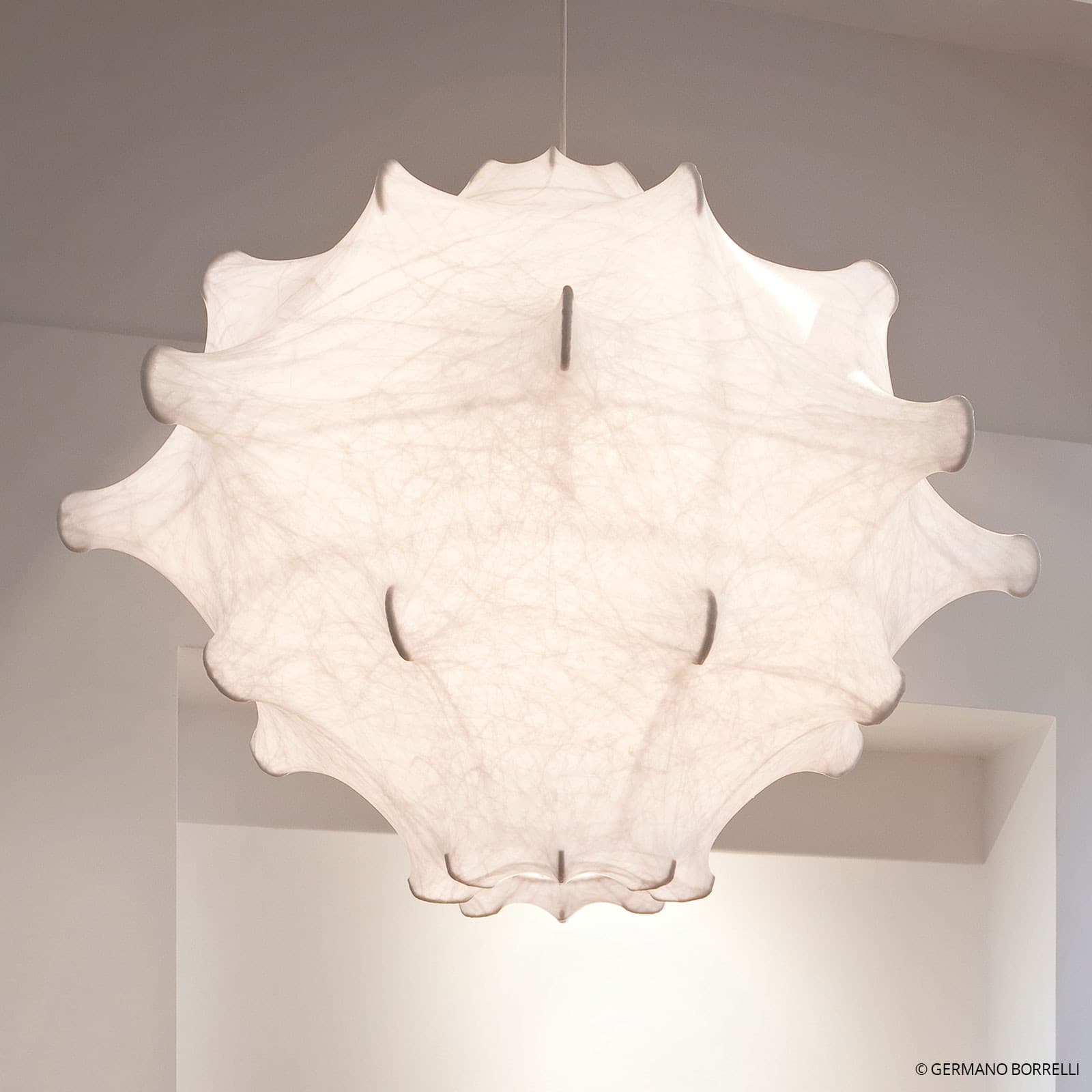 Taraxacum P1 Pendel - Flos - Stue - Design - Stoff / Tekstil - Med en lyskilde