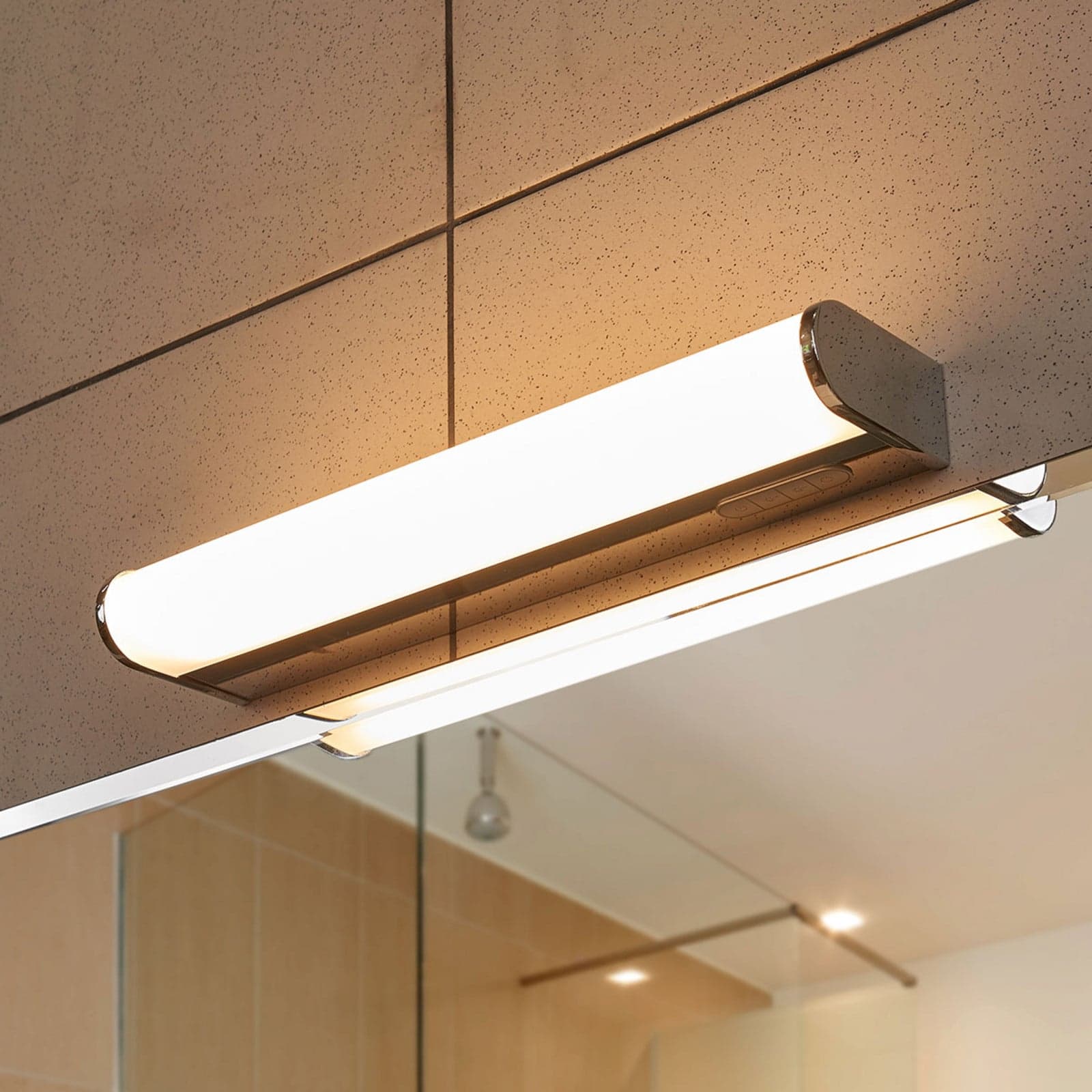 Jesko LED Vegglampe 3000-6500K L33 Chrome - Lindby - Bad - Moderne - Plast - Kantet