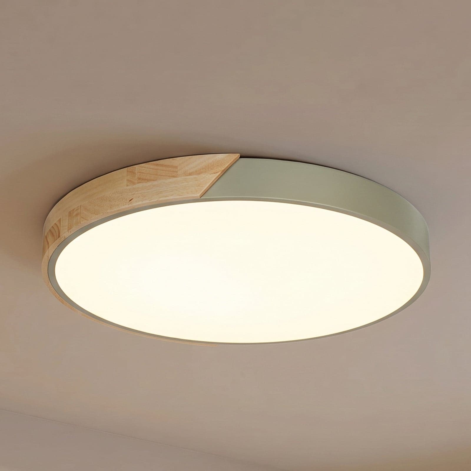 Lynorri LED-taklampe, Ø 51 cm, grønn, treutseende – PRIOS - Stue - Moderne - Plast - Rund