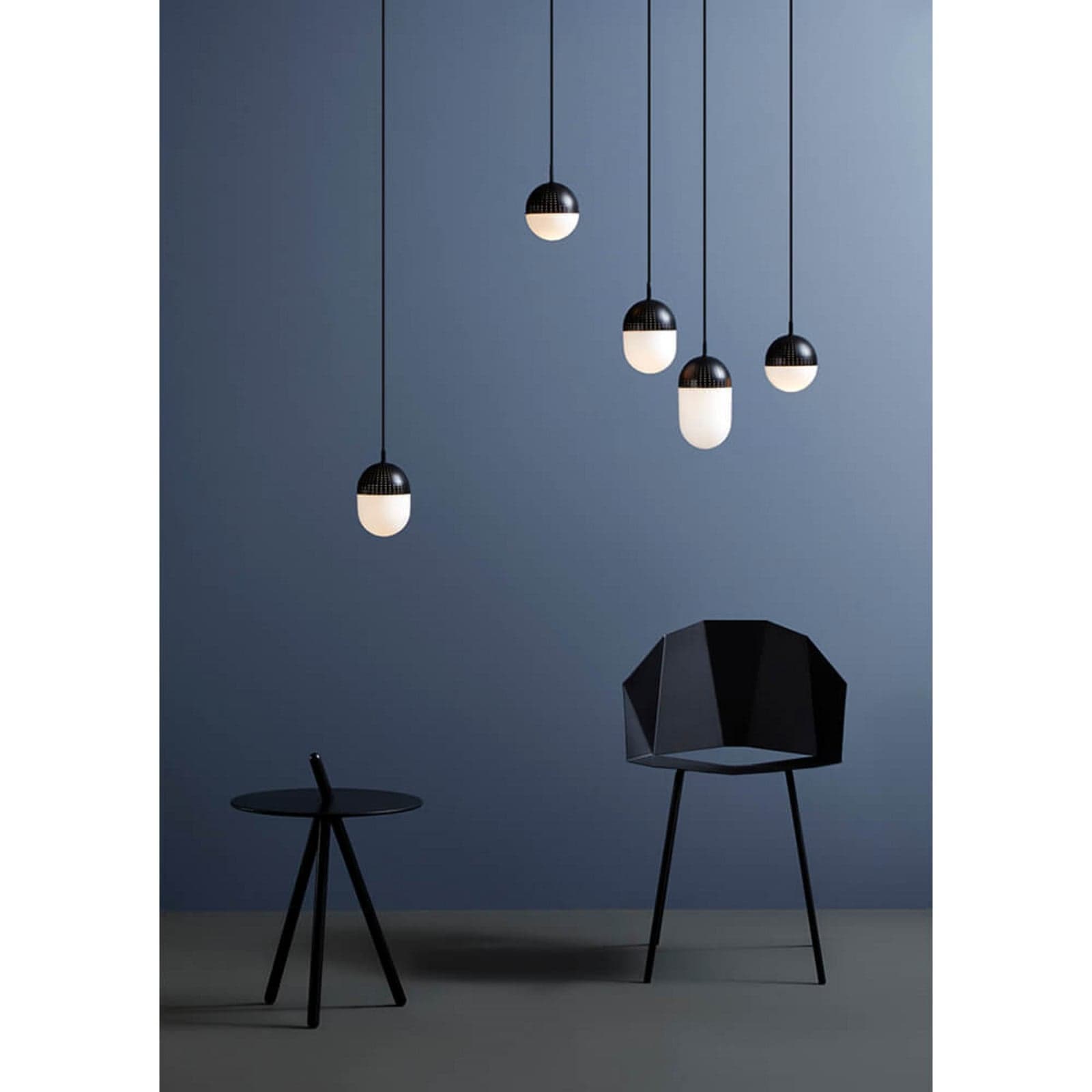 Dot Pendel M Svart/Opal - Woud - Stue - Metall