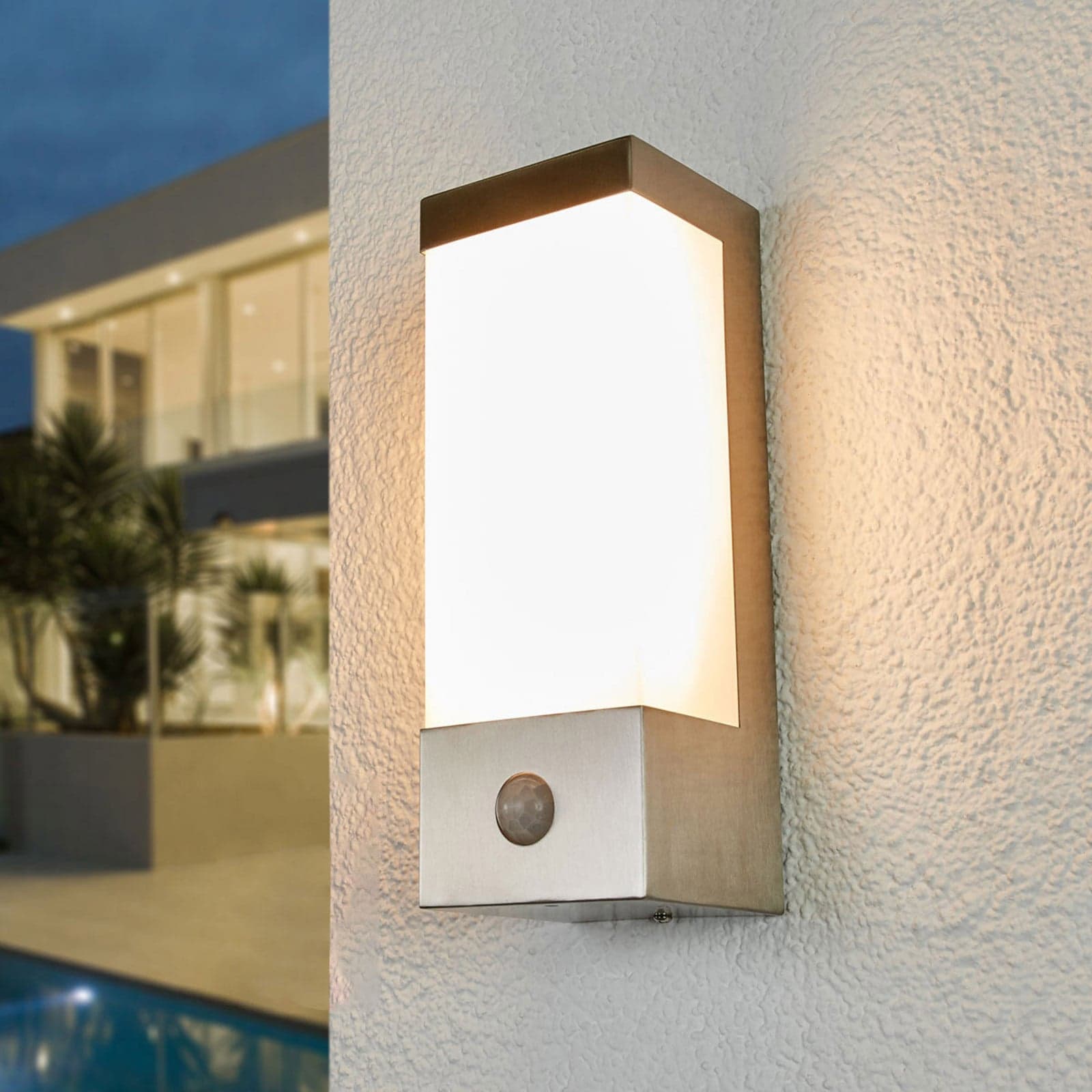 Severina utendørs LED-vegglampe, 25 cm, sensor, stål - Lindby - Terrasse - Moderne - Metall - Kantet