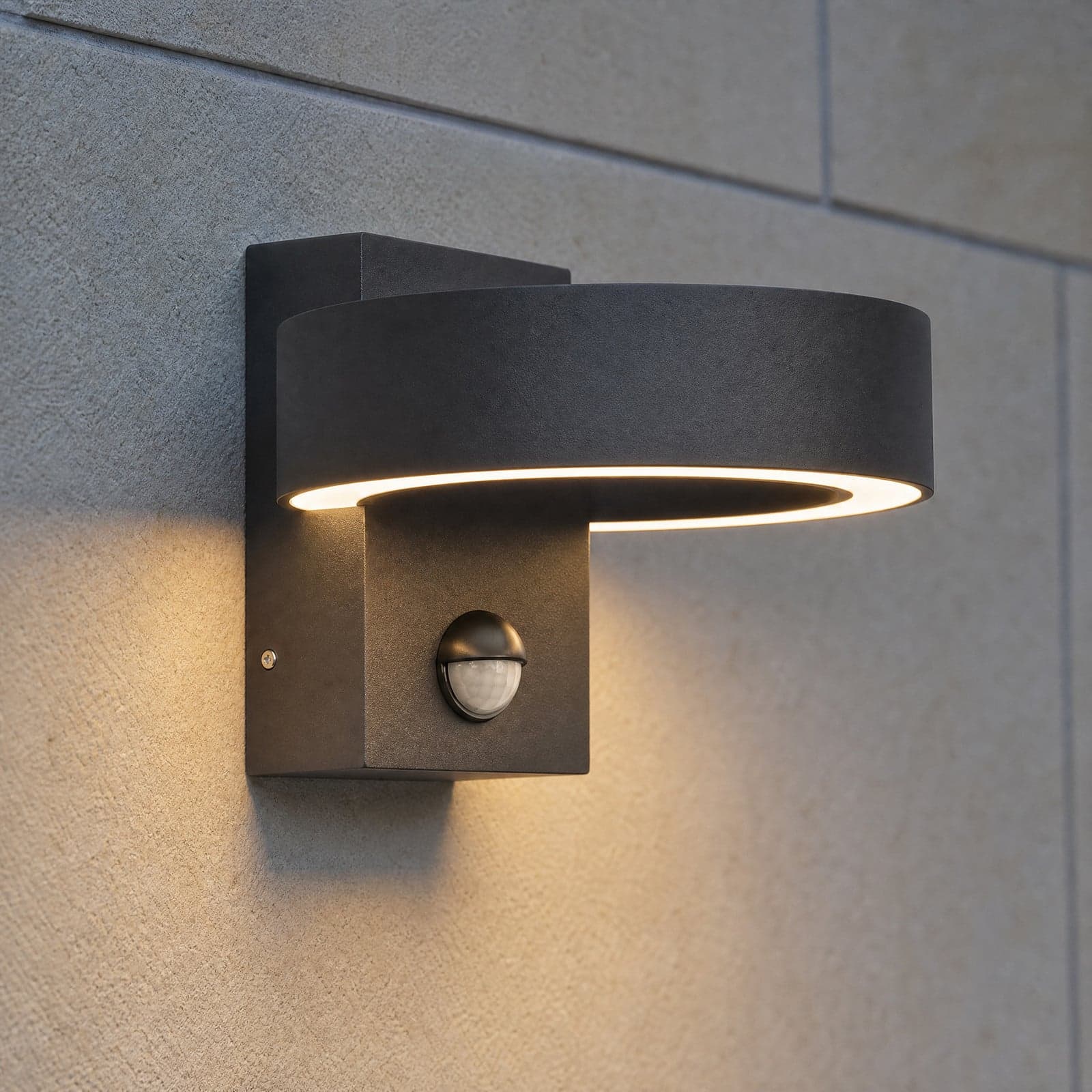 Utendørs LED-vegglampe, sensor, svart, CCT, metall, IP65 – Lucande Nirella - Moderne - Med en lyskilde