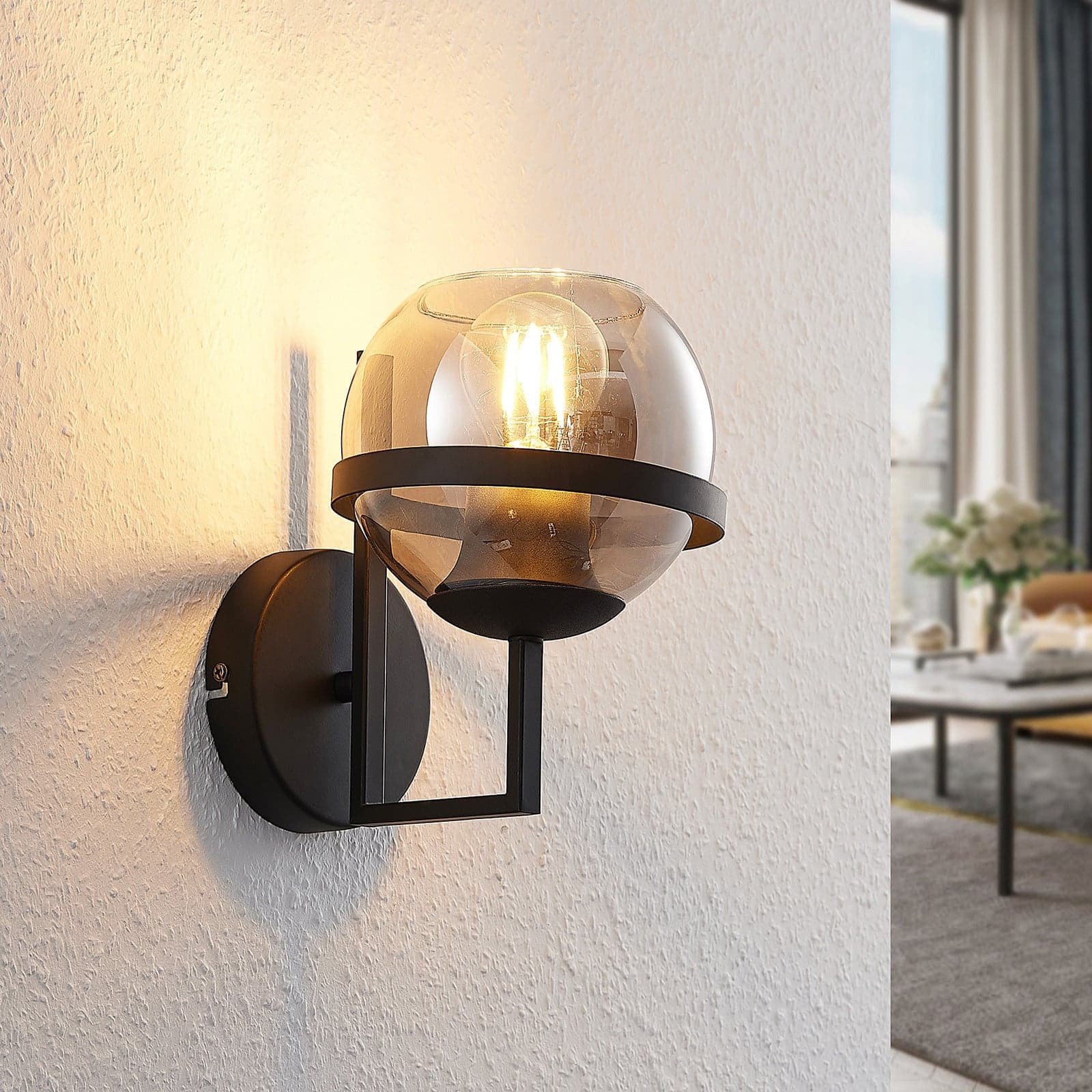 Marinka Vegglampe Amber/Black - Lindby - Stue - Moderne - Metall - Med en lyskilde