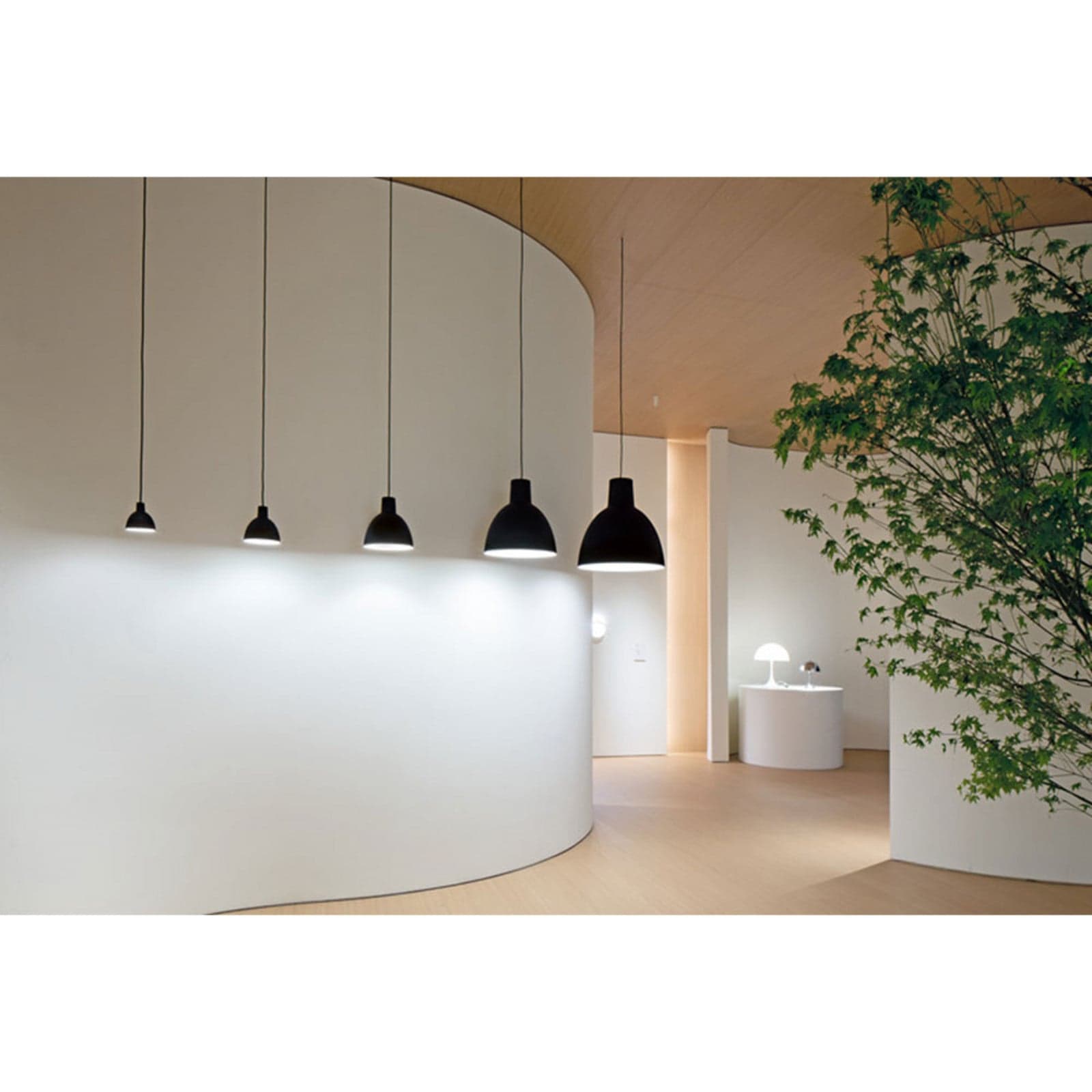 Toldbod 400 Pendel White - Louis Poulsen - Spisestue - Design - Aluminium - Med en lyskilde
