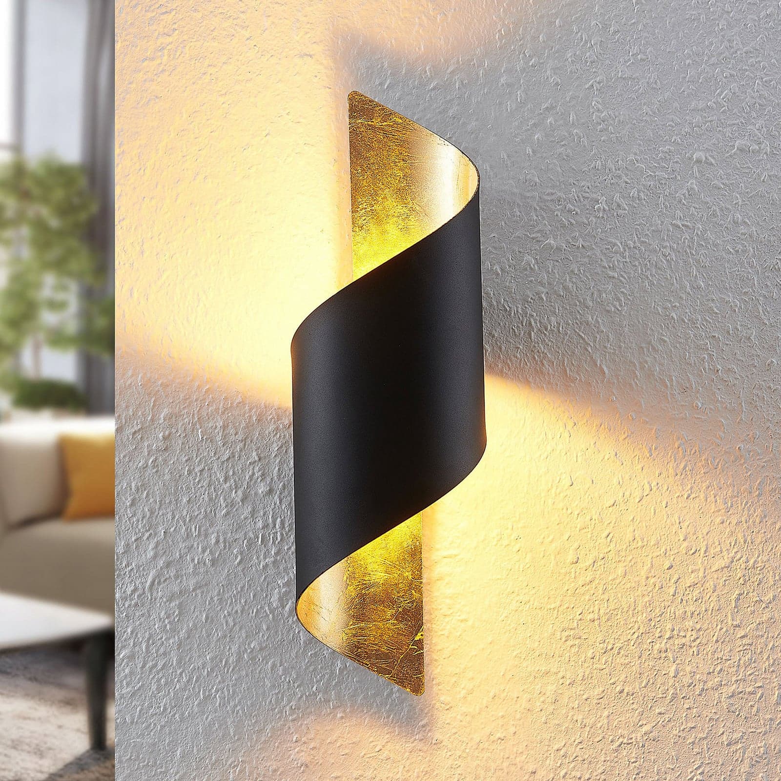 Chenotara Vegglampe Black/Gold - Lindby Desirio - Stue - Moderne - Metall - Rund