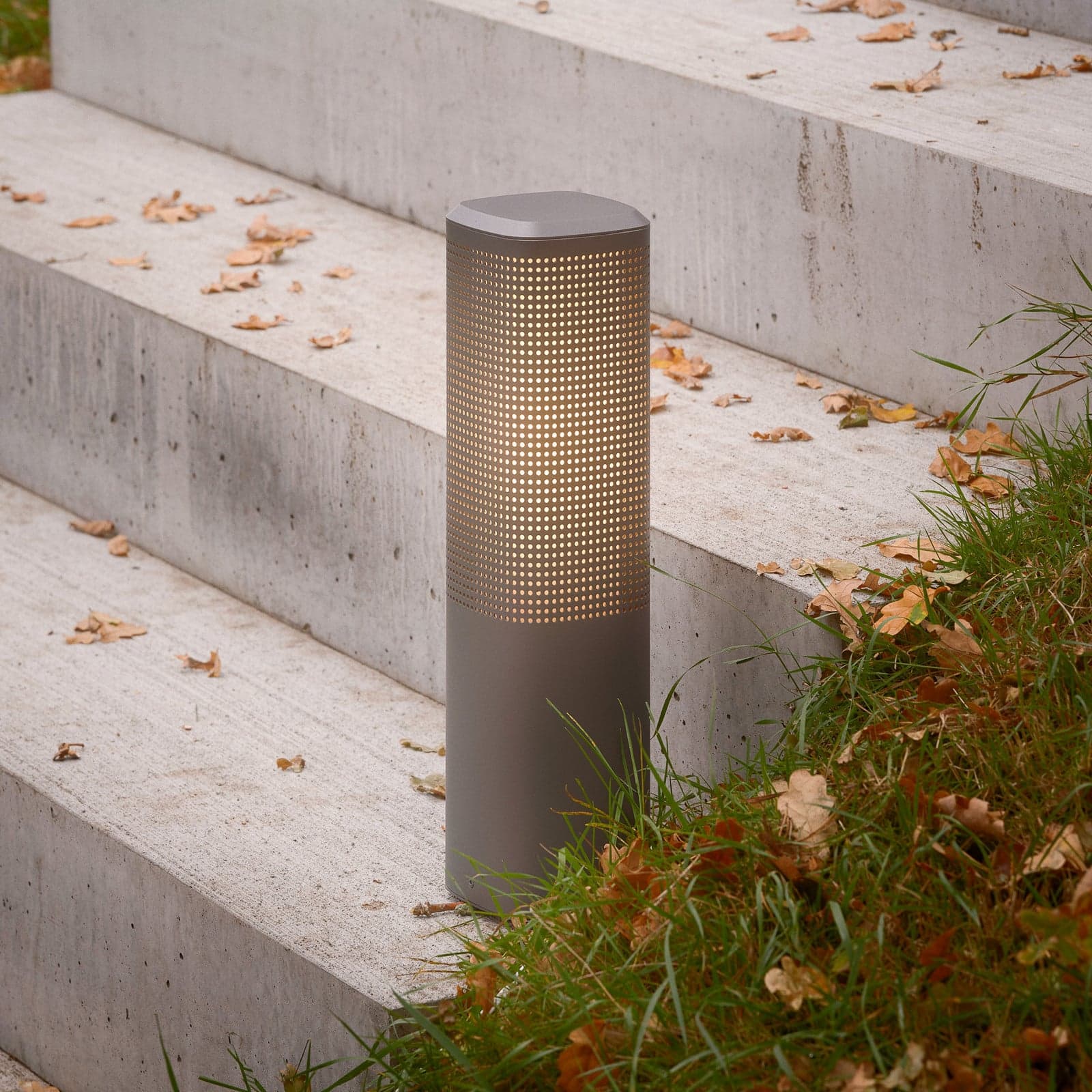 Sidara Seaside sokkellampe, antrasitt, IP54, E27 – Nordlux - Moderne - Aluminium - Med en lyskilde