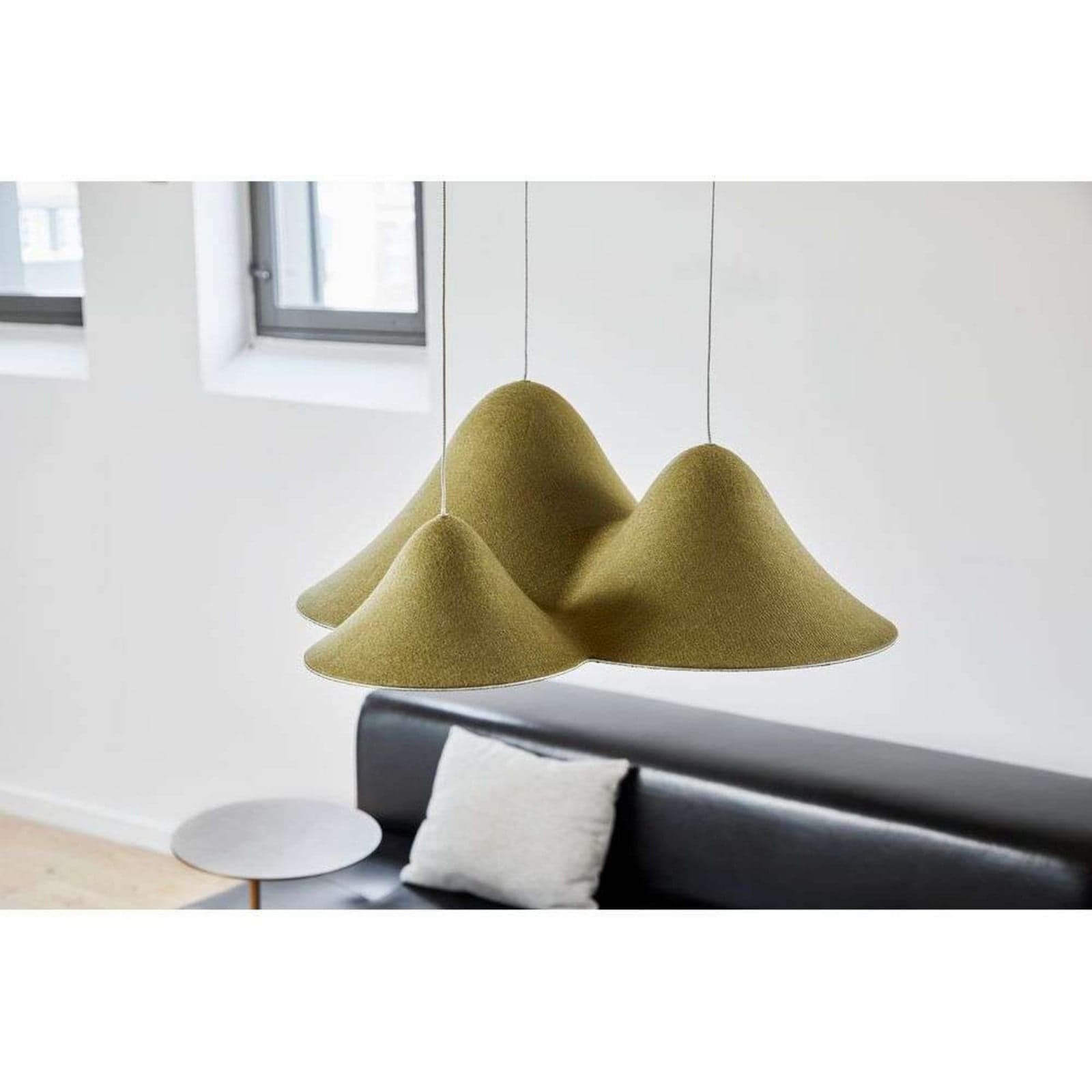 Panorama Pendel Small Green/Black - Loom Design - Stue - Aluminium