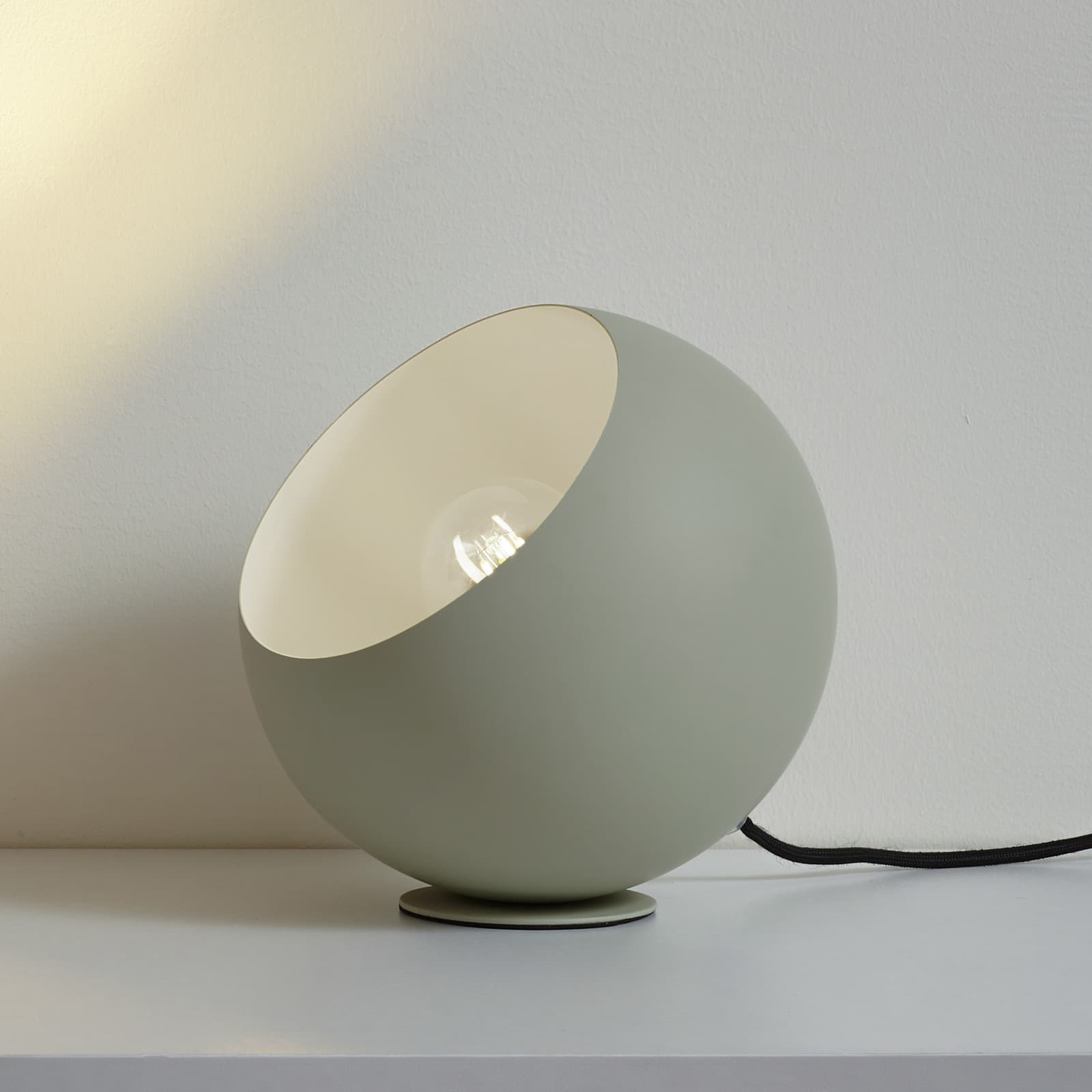 Solomia Bordlampe Grønn - Lindby - Stue - Moderne - Metall - Med en lyskilde
