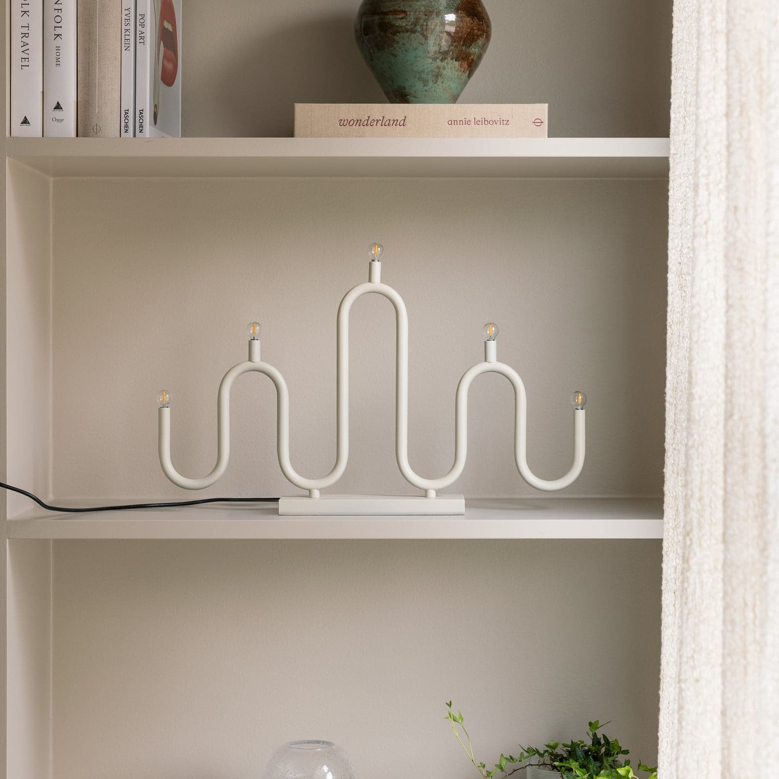 Noel bordlampe 50 cm beige metall - Globen Lighting - Stue - Moderne - Med flere lyskilder