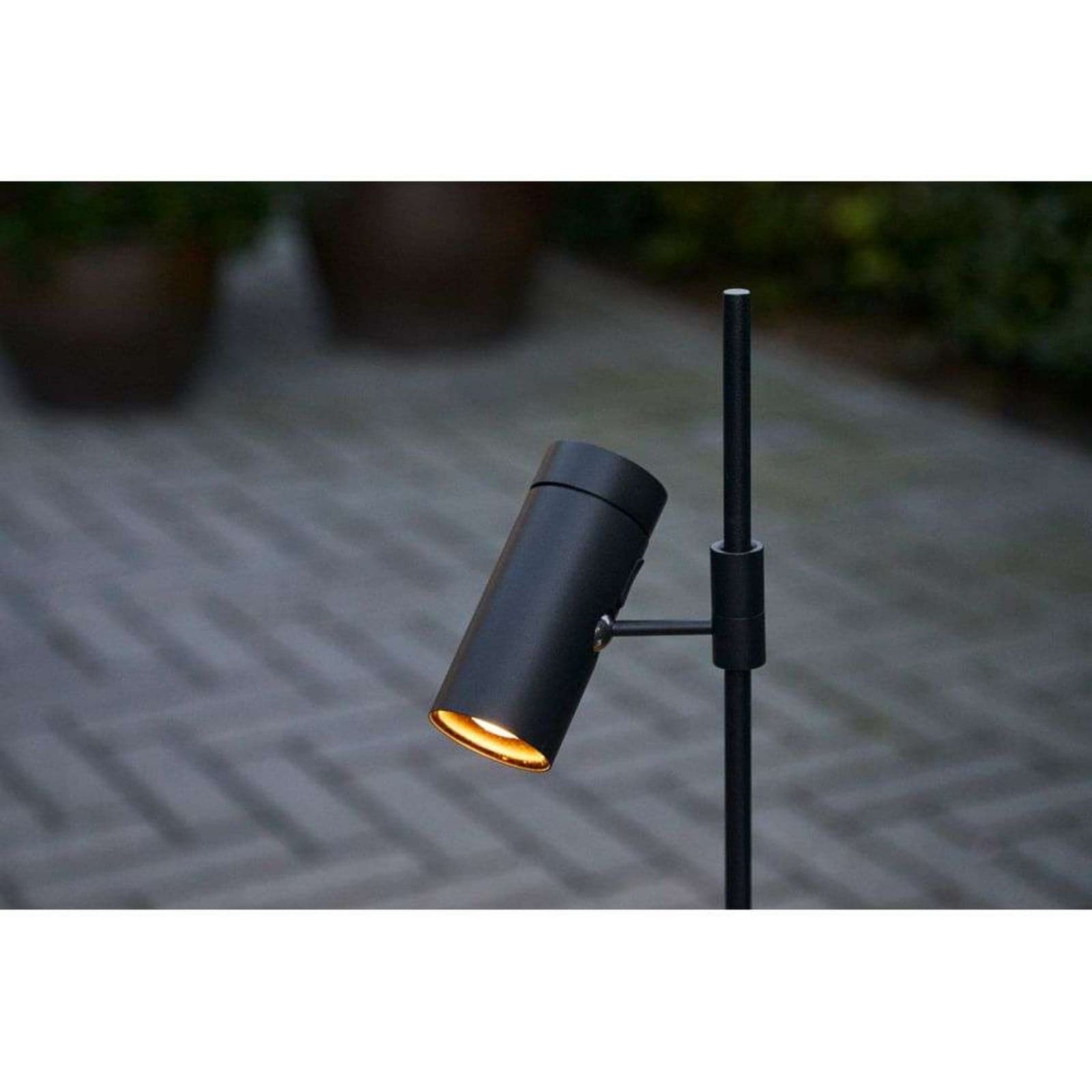 Sia Click Spot Black - Loom Design - Stue - Aluminium