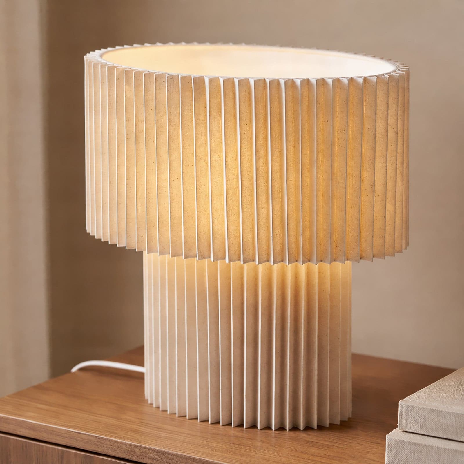 Tazia bordlampe, natur/hvit, lin, høyde 38 cm – Lindby - Stue - Stoff / Tekstil - Med skjerm