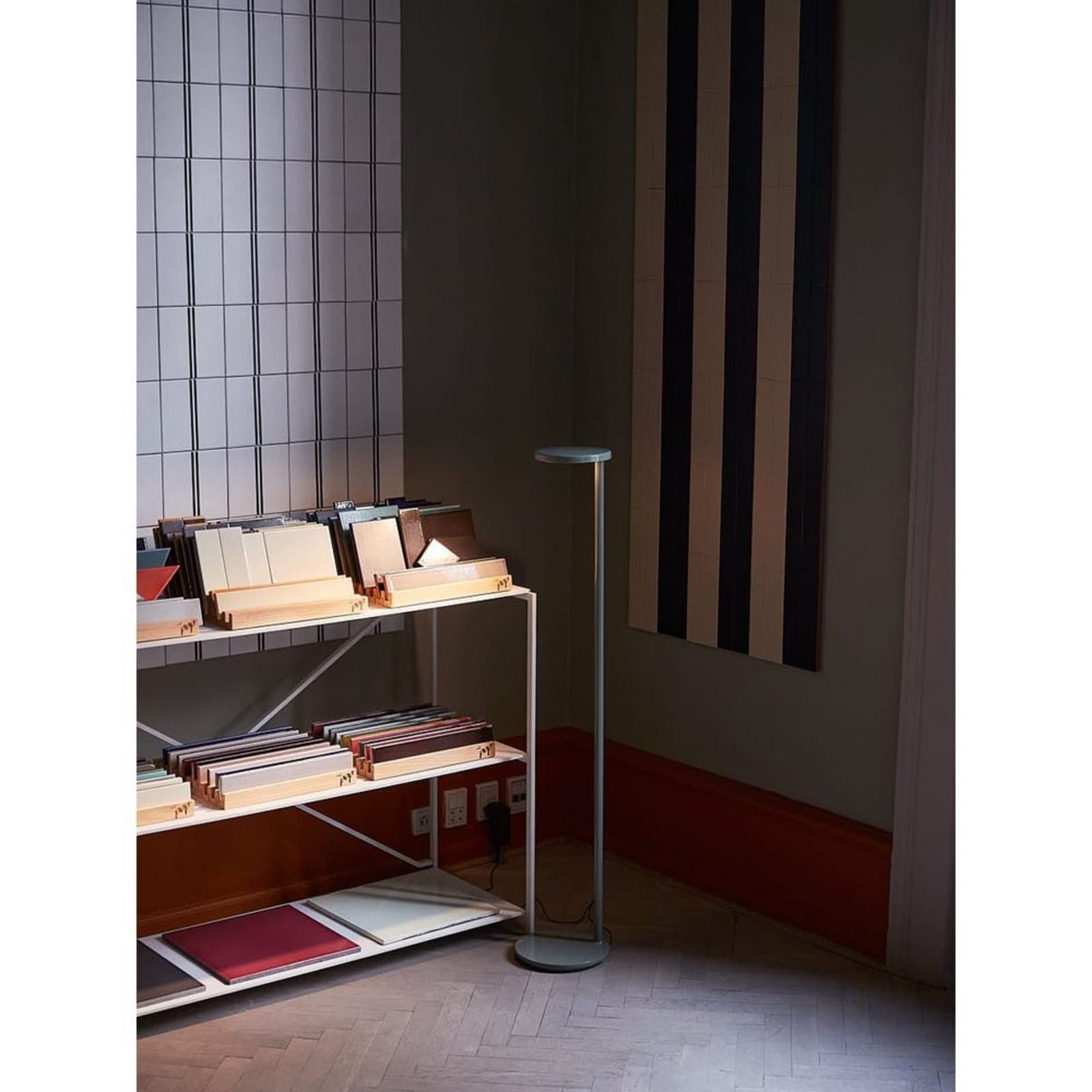 Oblique F Gulvlampe 3000K Matt Anthracite - Flos - Stue - Aluminium