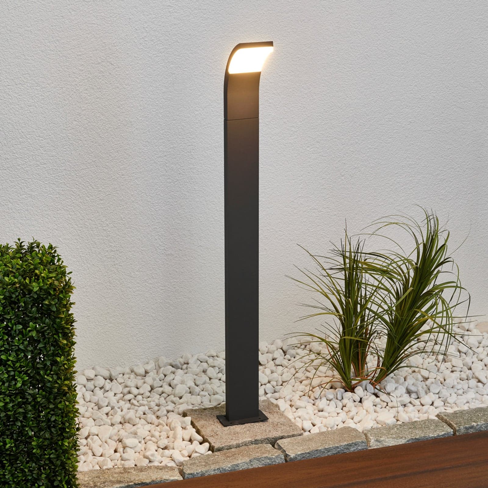 Timm Utendørs Hage Lampe H100 Graphite - Lucande - Terrasse - Moderne - Aluminium - Med en lyskilde