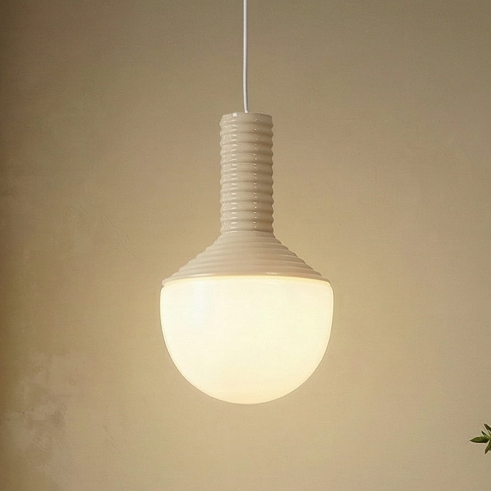 Florine Pendel Beige/Opal - Lucande - Stue - Design - Keramikk - Med en lyskilde