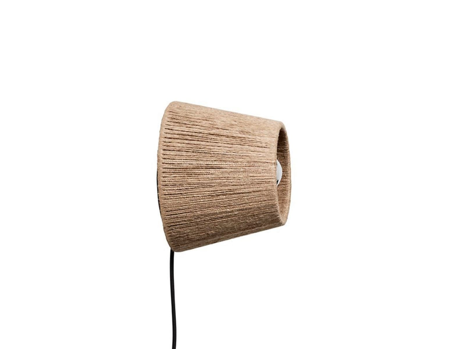 Ro vegglampe Closed – håndlaget Made By Hand - Stue - Metall