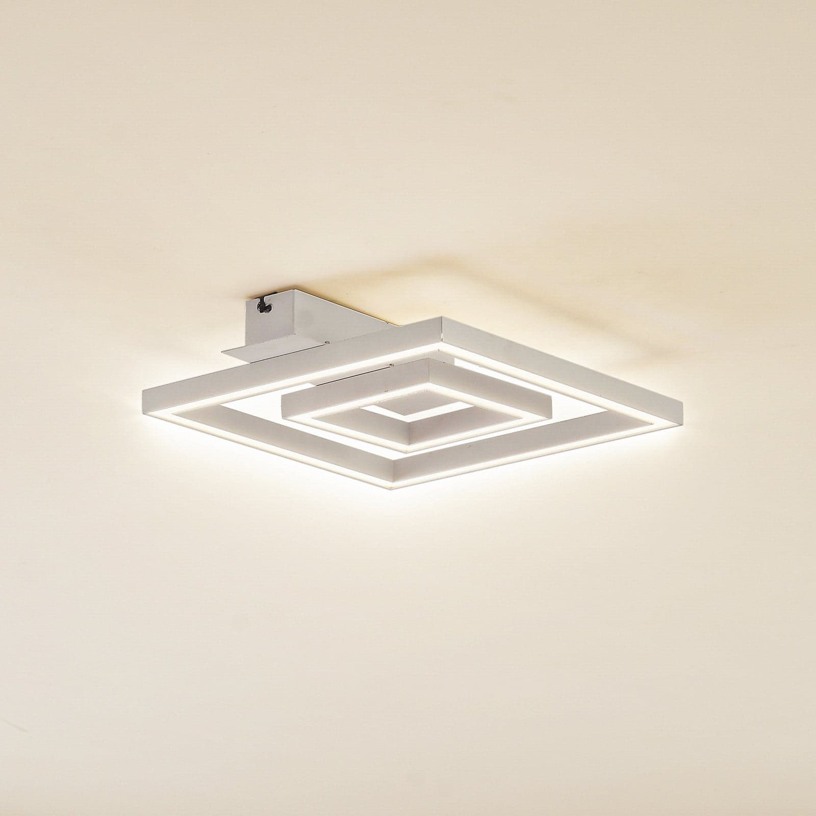 Madamo LED Taklampe Hvit - Lindby - Stue - Moderne - Aluminium - Kantet