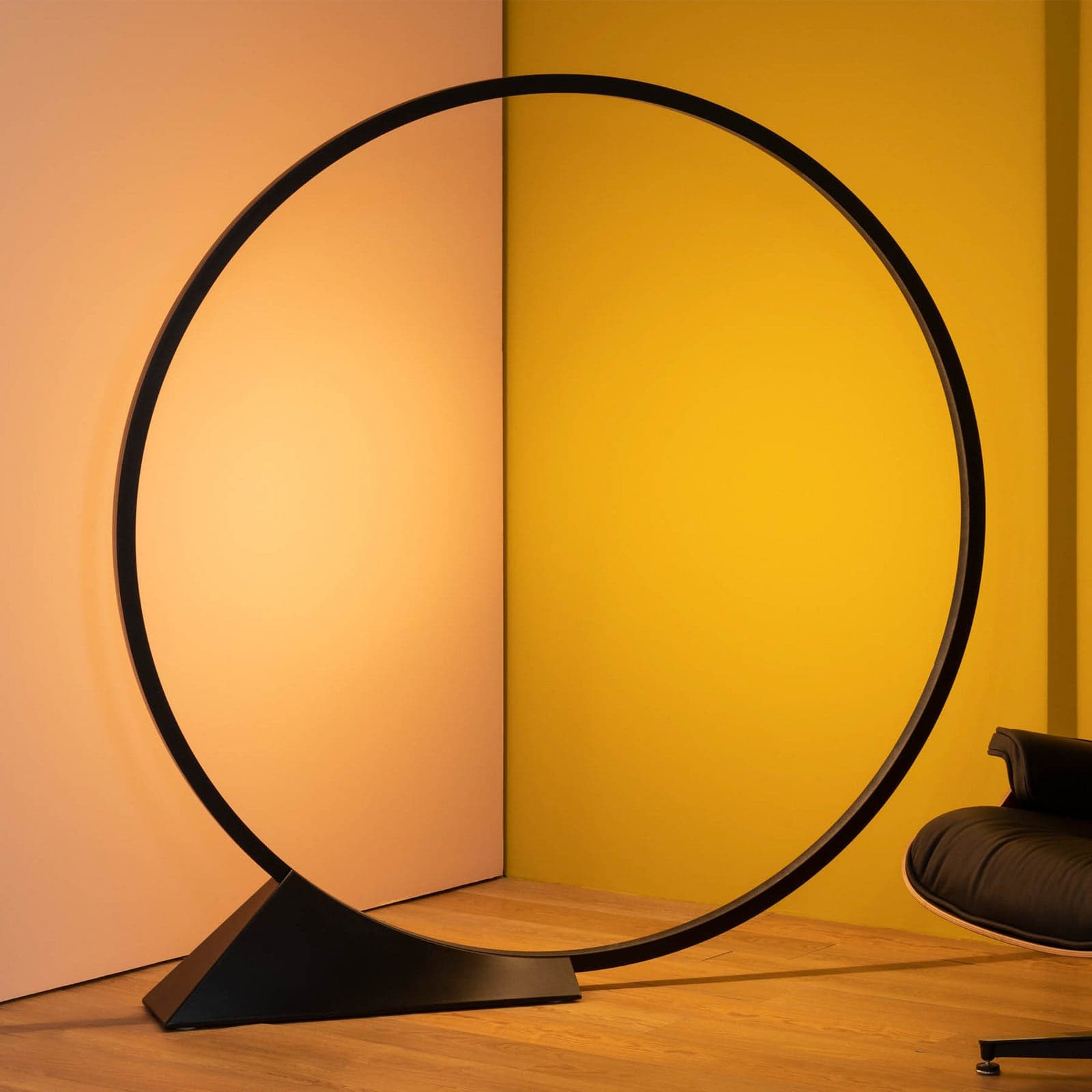 O 150 F gulvlampe for utendørs bruk, svart – Artemide - Design - Metall