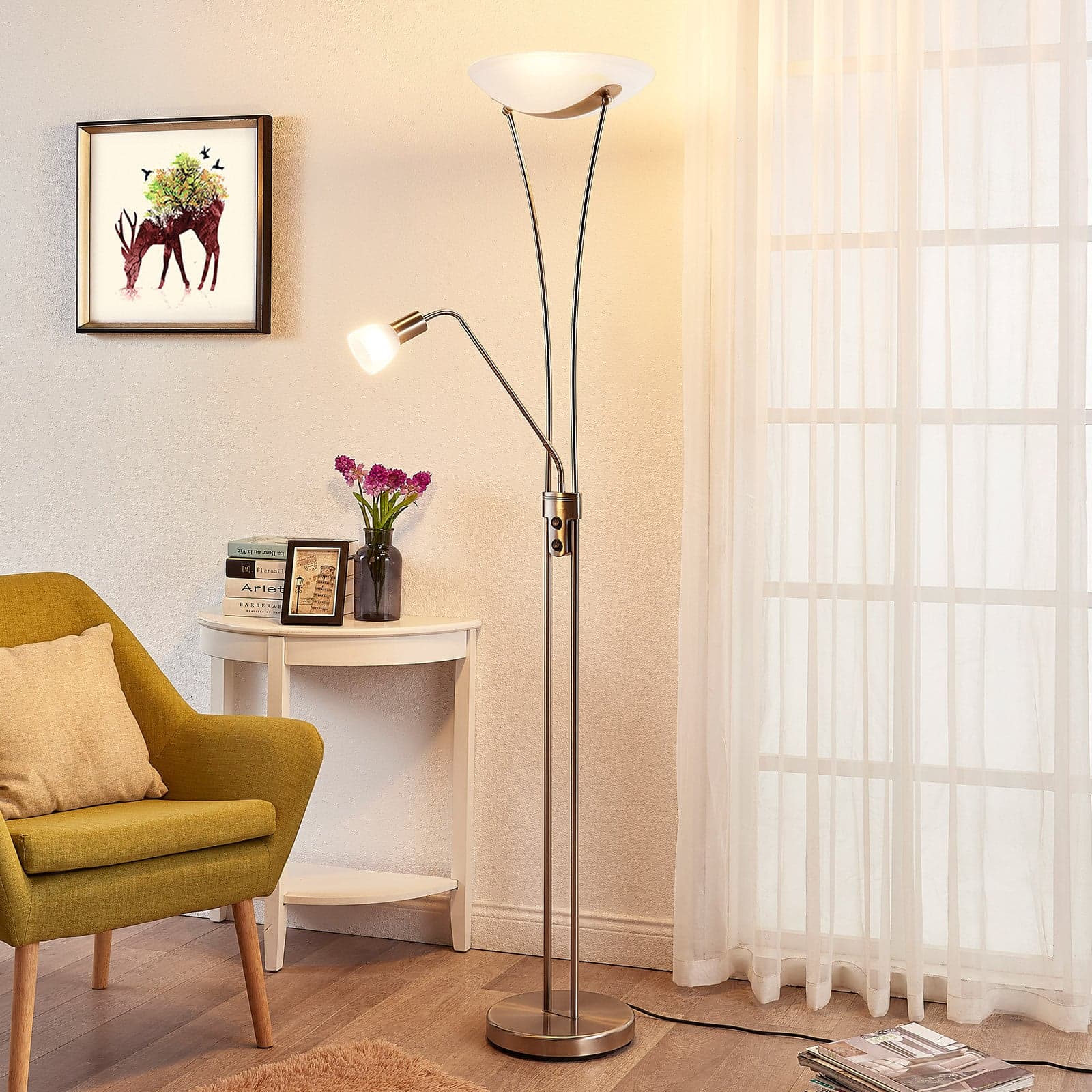 Felicia Gulvlampe Nickel/White - Lindby - Stue - Moderne - Metall - Med flere lyskilder