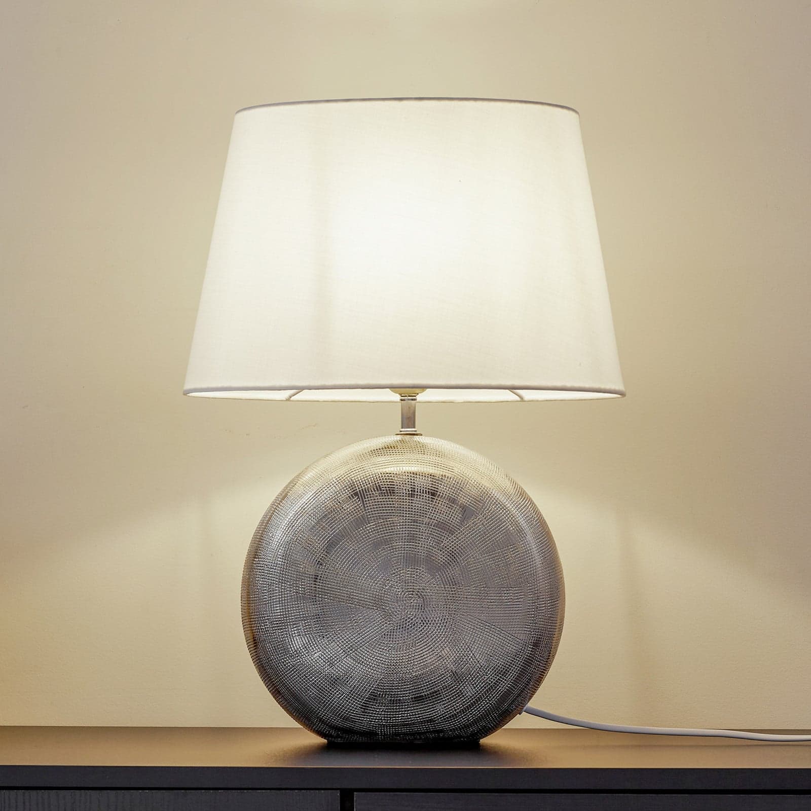 Florentino Bordlampe Silver/White - Lindby - Stue - Stoff / Tekstil - Med skjerm