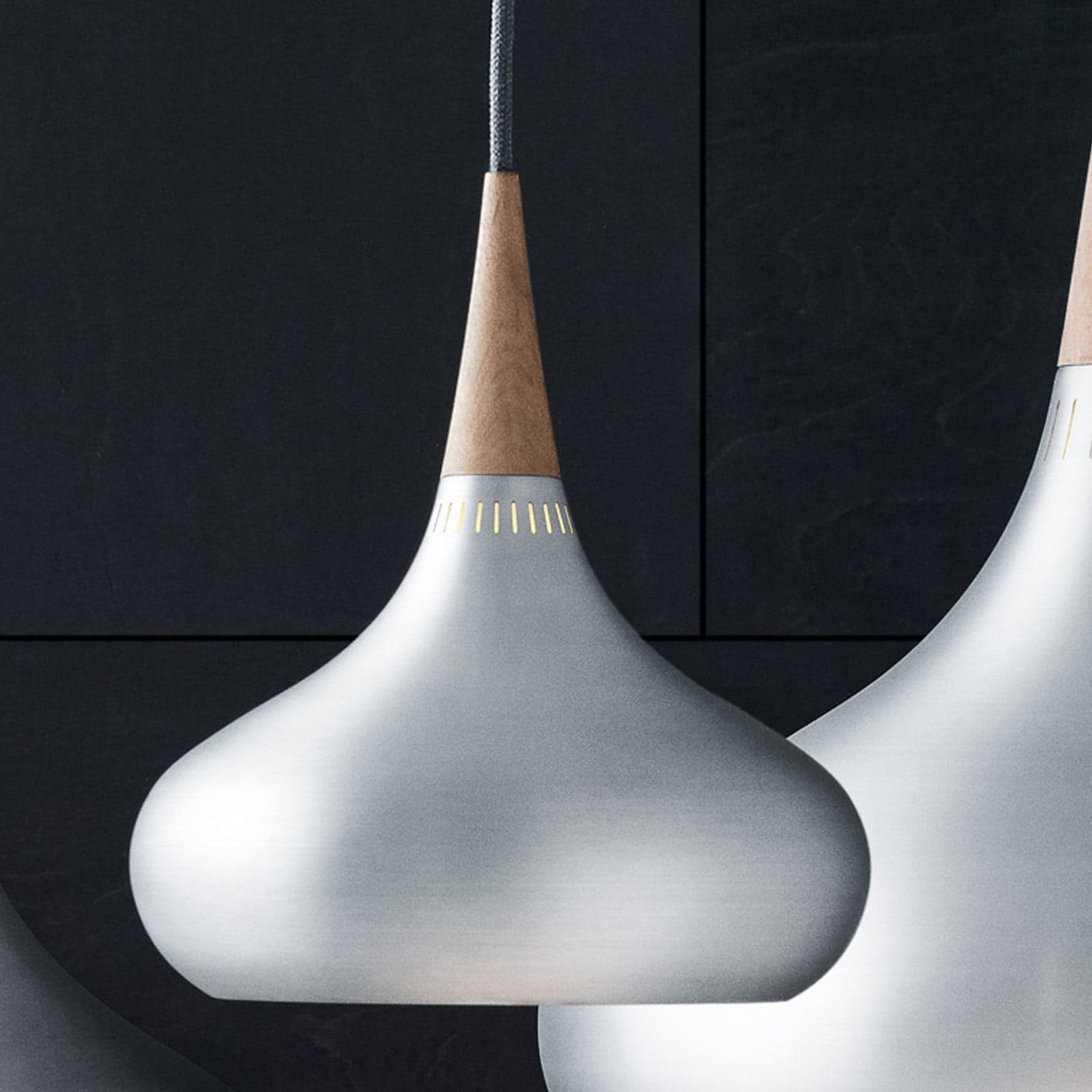 Orient P1 Pendel Matt Alu/Eik - Fritz Hansen - Stue - Design - Metall - Med en lyskilde