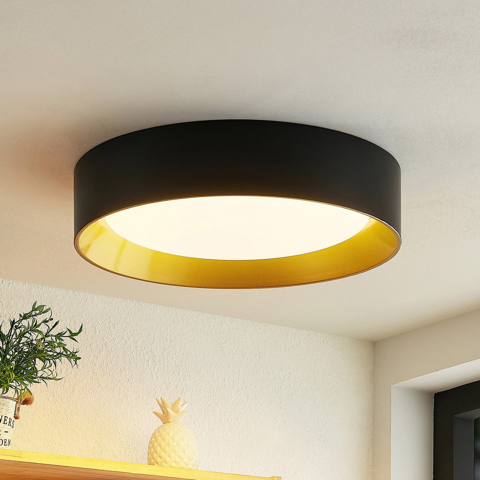Kambia LED Taklampe Ø45 Black/Gold - Lindby - Stue - Moderne - Aluminium - Rund