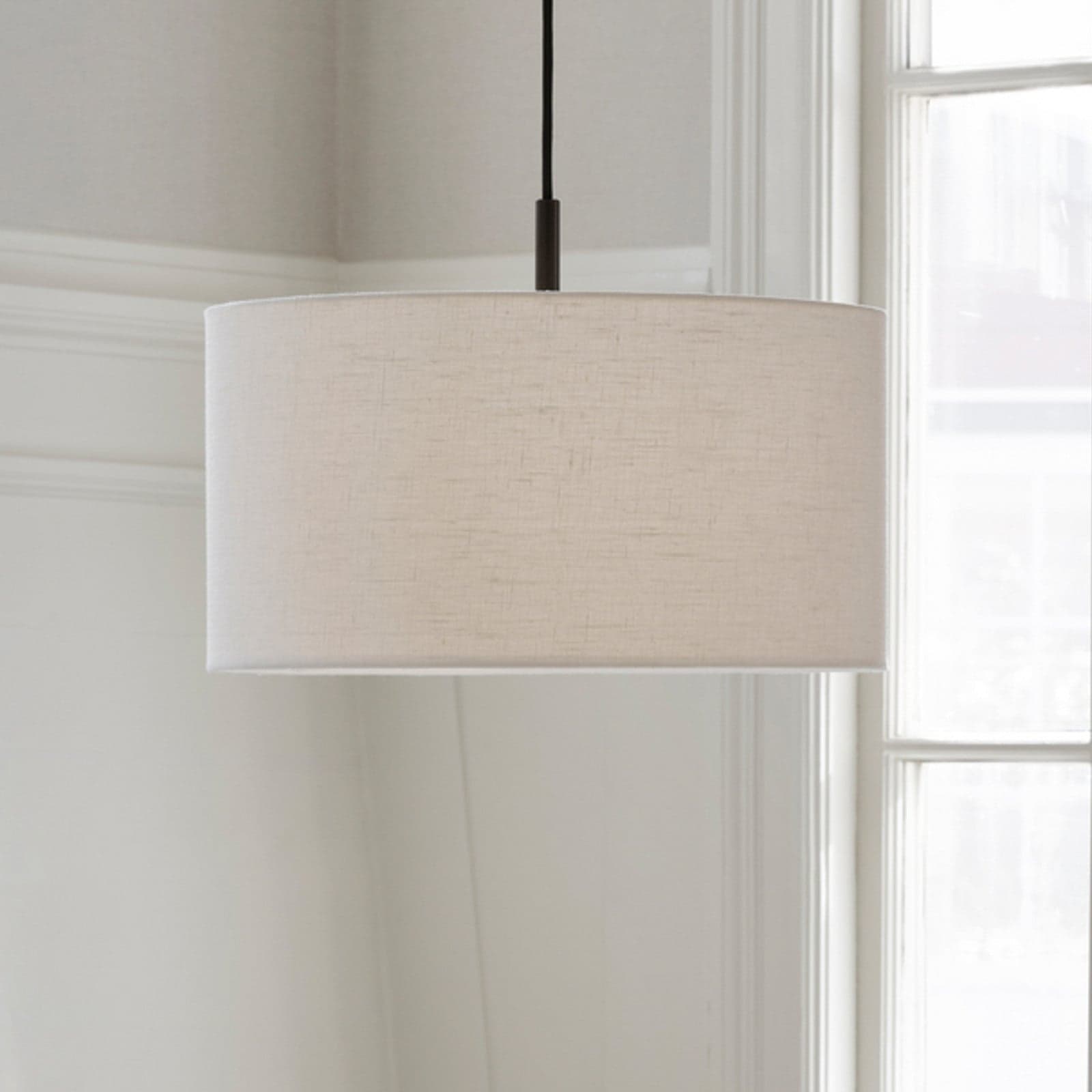 Soft hengelampe, Ø44 cm, hvit/bronse, lin – Belid - Stue - Skandinavisk - Stoff / Tekstil - Med skjerm