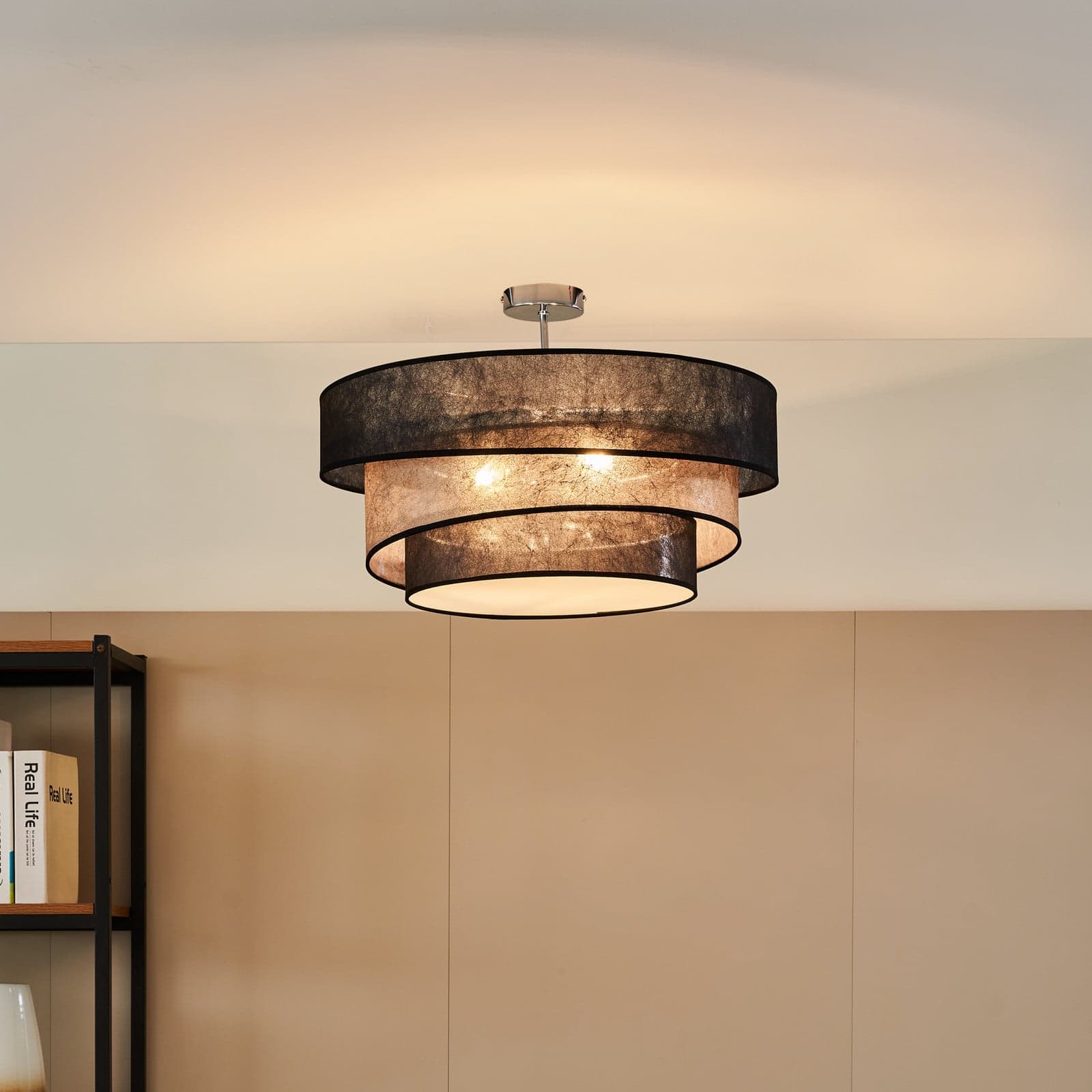 Lindby taklampe Ayvira, svart/gull, tekstil, 56 cm, E27 Ayvira - Stue - Moderne - Stoff / Tekstil - Med flere lyskilder