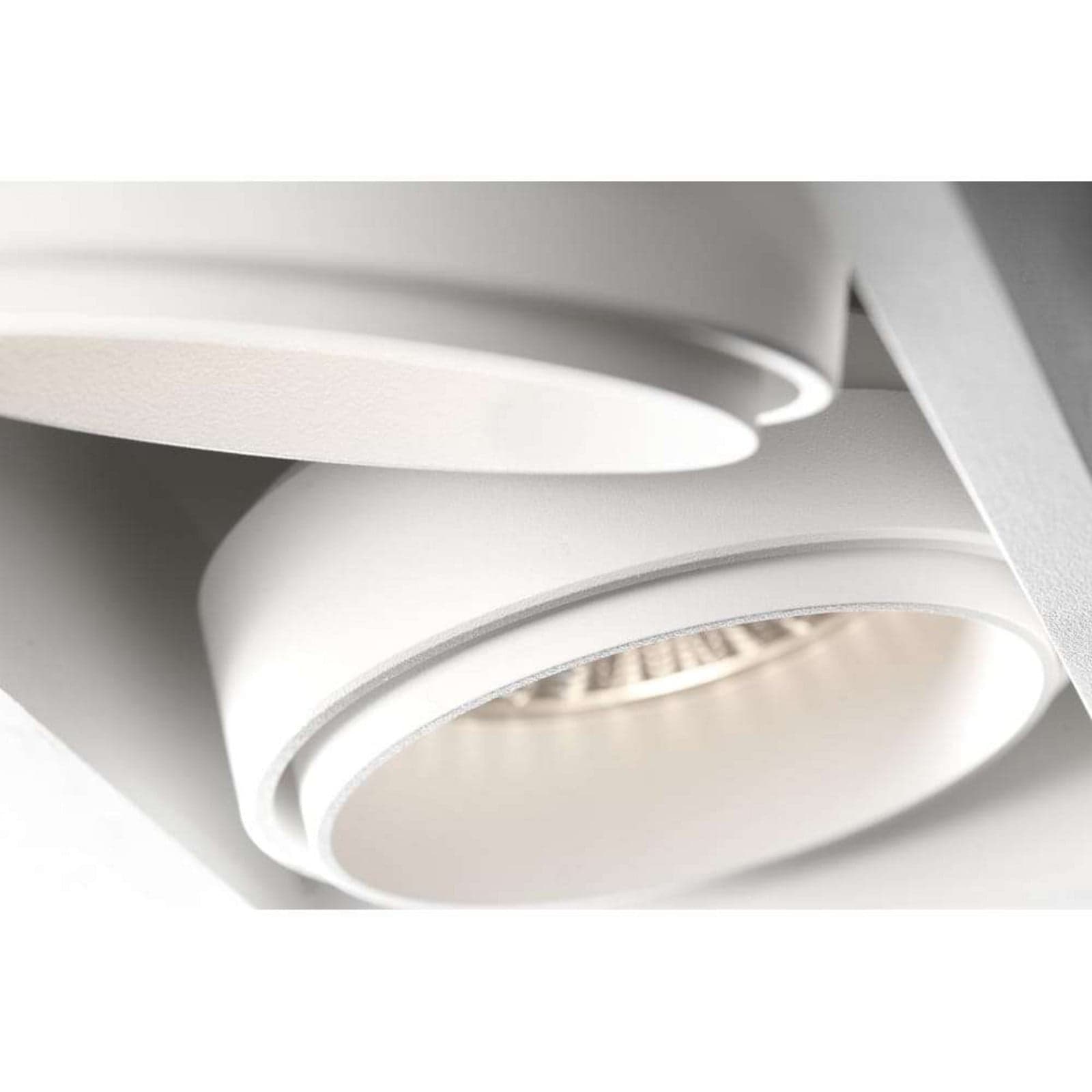 Ghost 2 Innbygningsspot 12,6W 2700/3000K White - LIGHT-POINT - Stue - Aluminium