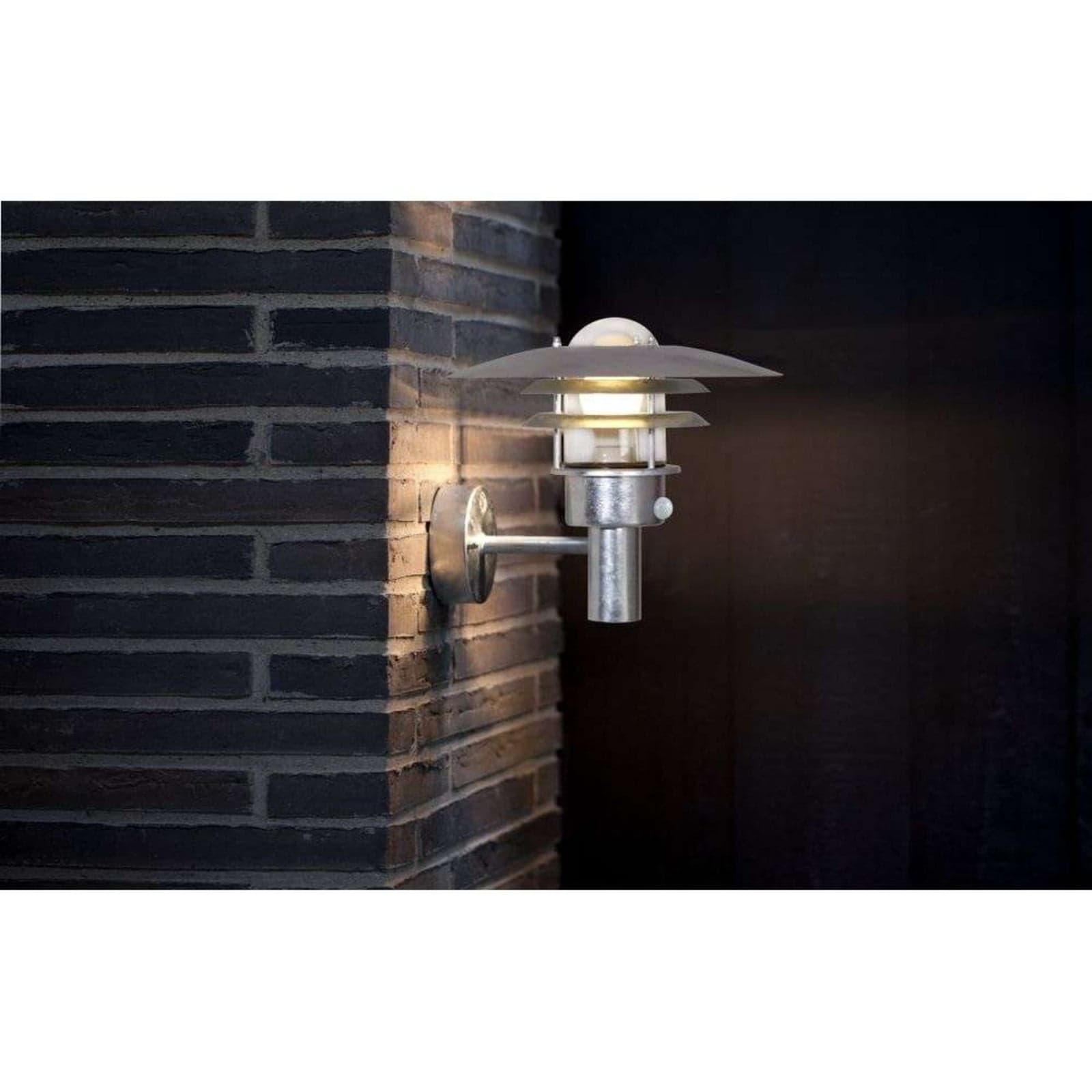 Lønstrup 32 Vegglampe w/Sensor Galvanised - Nordlux - Metall