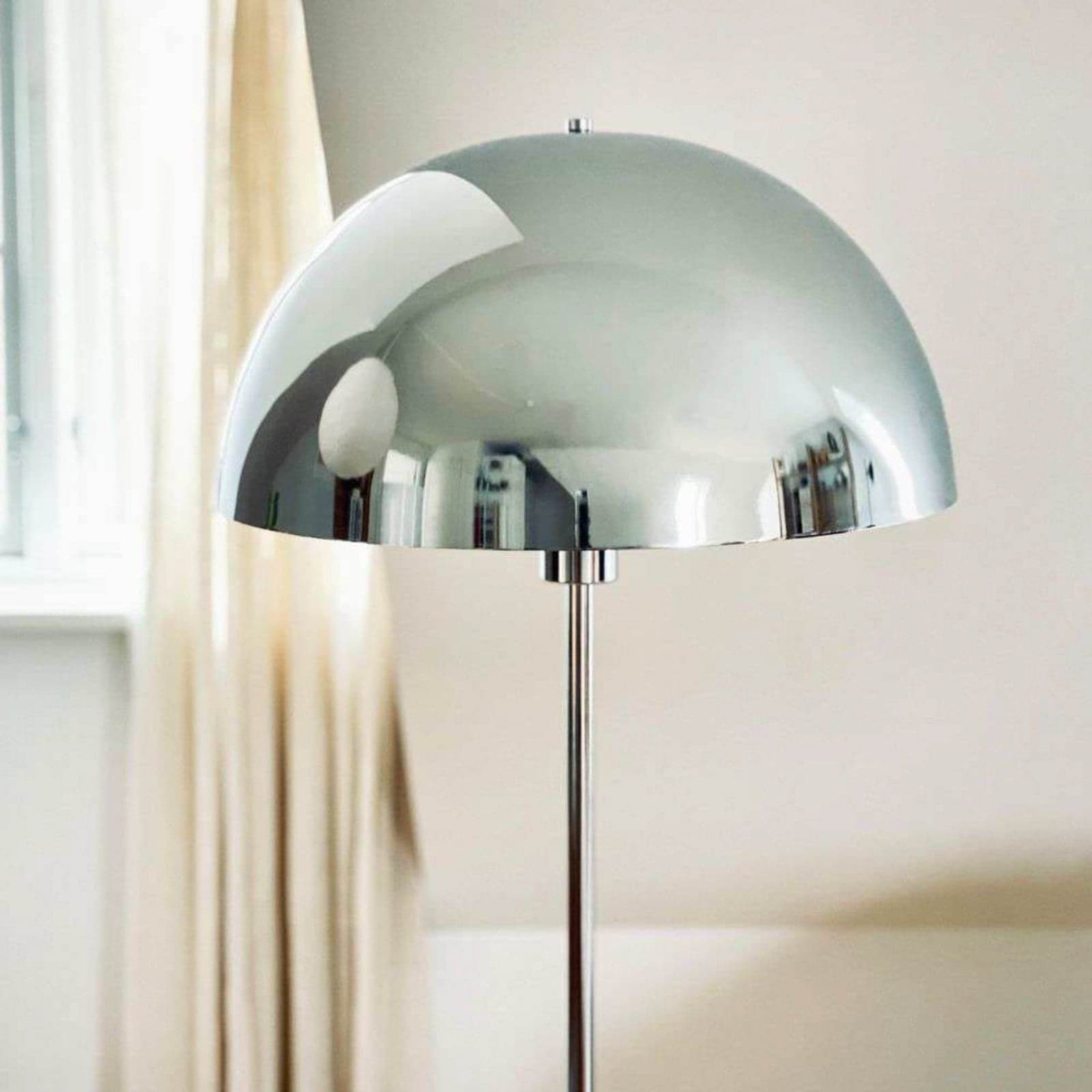 Stockholm gulvlampe krom/marmor - DybergLarsen Dyberg Larsen - Stue - Design - Metall - Med skjerm