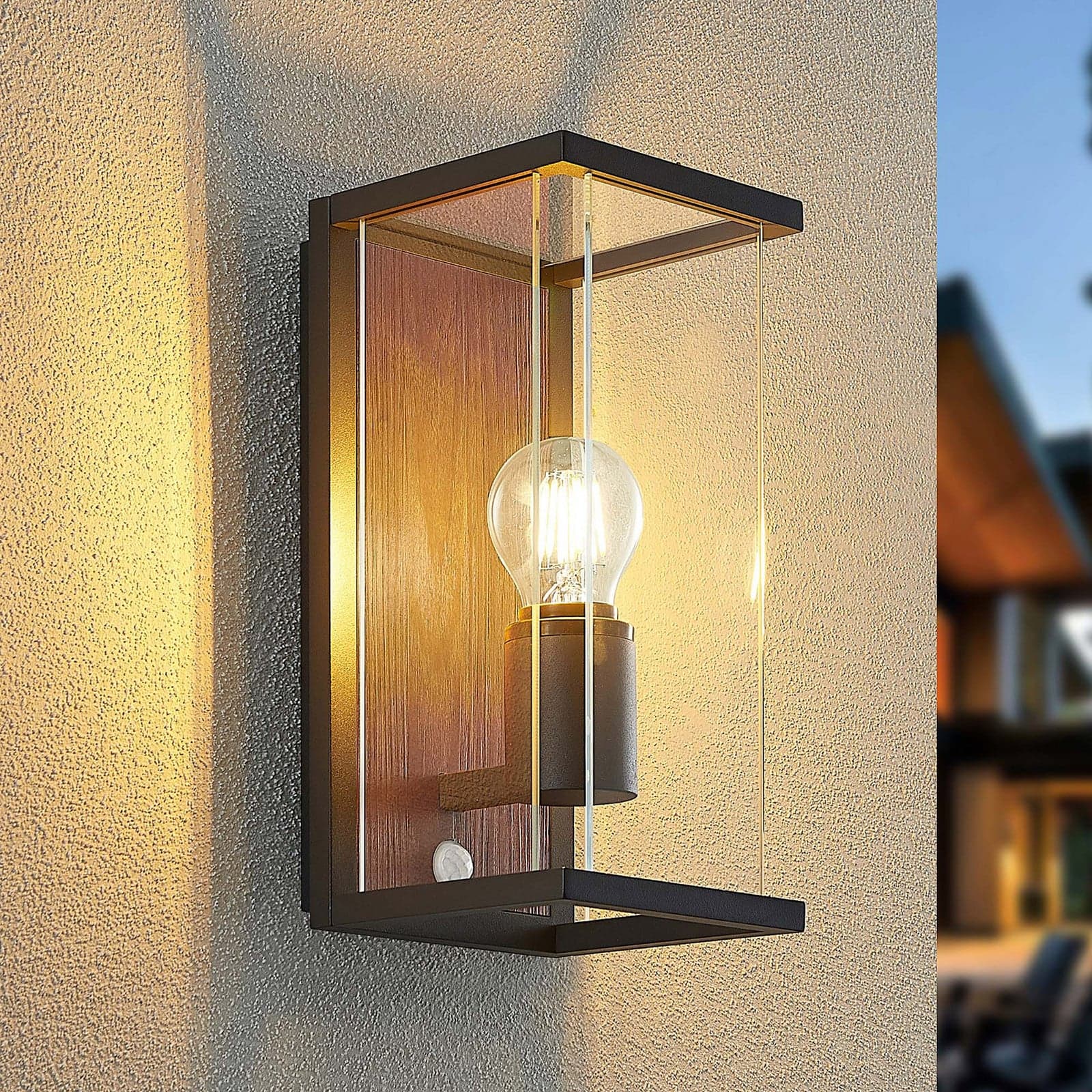 Elwin Utendørs Vegglampe w/Sensor - Lucande - Moderne - Metall - Kantet